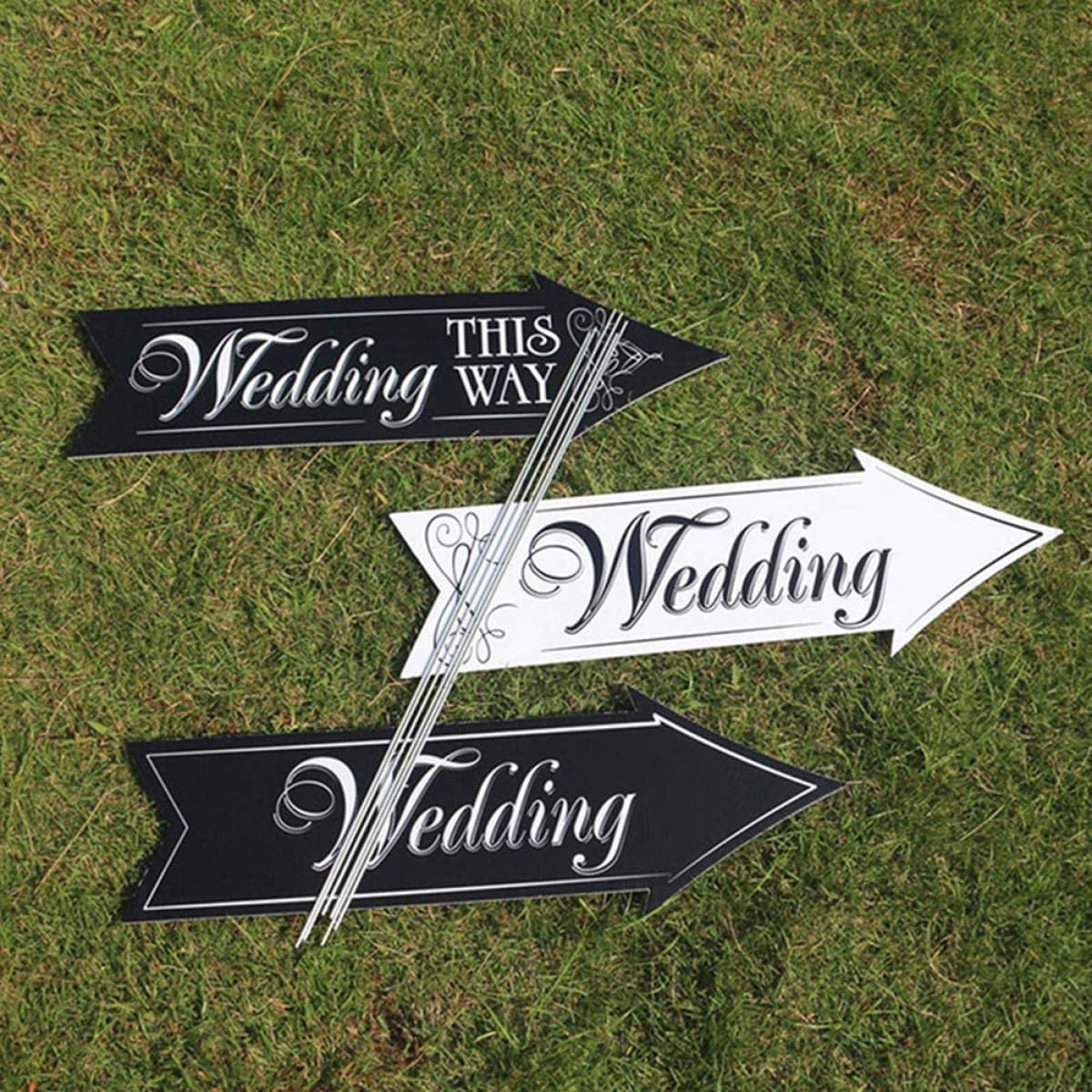 2 Satz Hochzeitsschilder Wegweiser aus Langlebigem Material für Zeremonie und Empfang Wetterfest Großformatig Stabile Garten und Hofdekoration