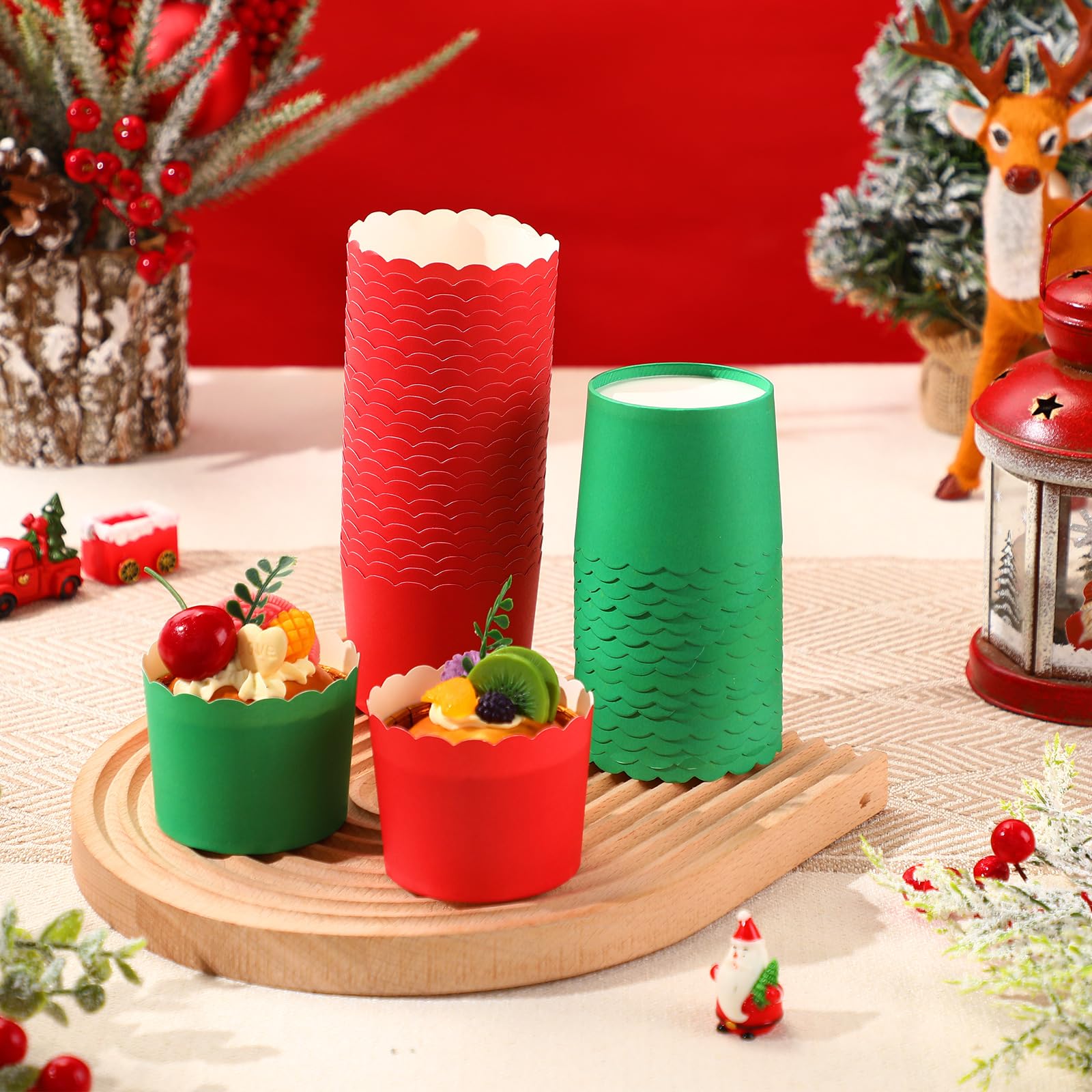 Jingmore 100 Pcs Red Green Cupcake Liners Bulk Baking Paper Cup Muffin Wrappers Classic Solid Color Pattern Baking Cup for Spring Mother's Day Christmas Wedding Birthday Decoration, 2.8