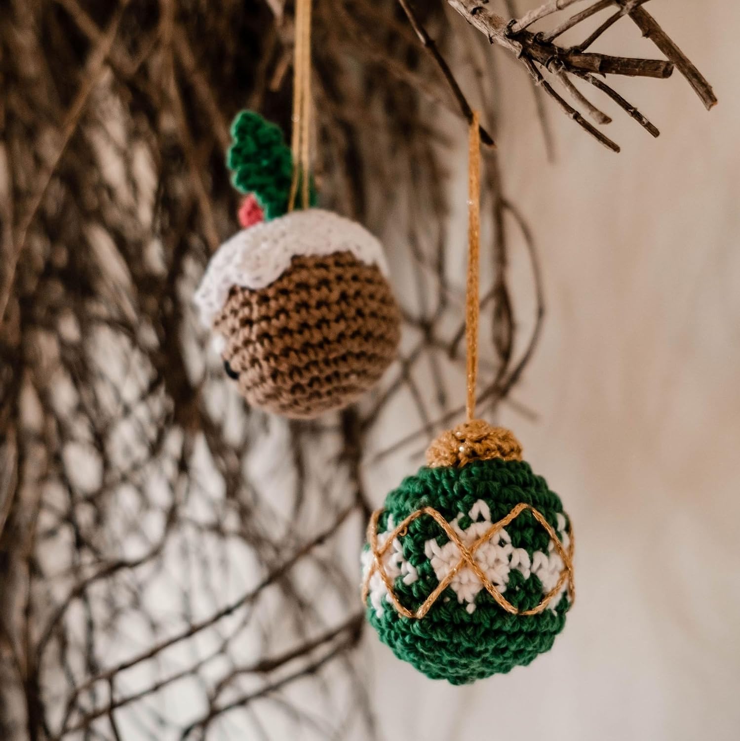 Hoooked PAK344 Eco Barbante Milano Cotton Christmas Baubles Crochet Amigurumi Kit