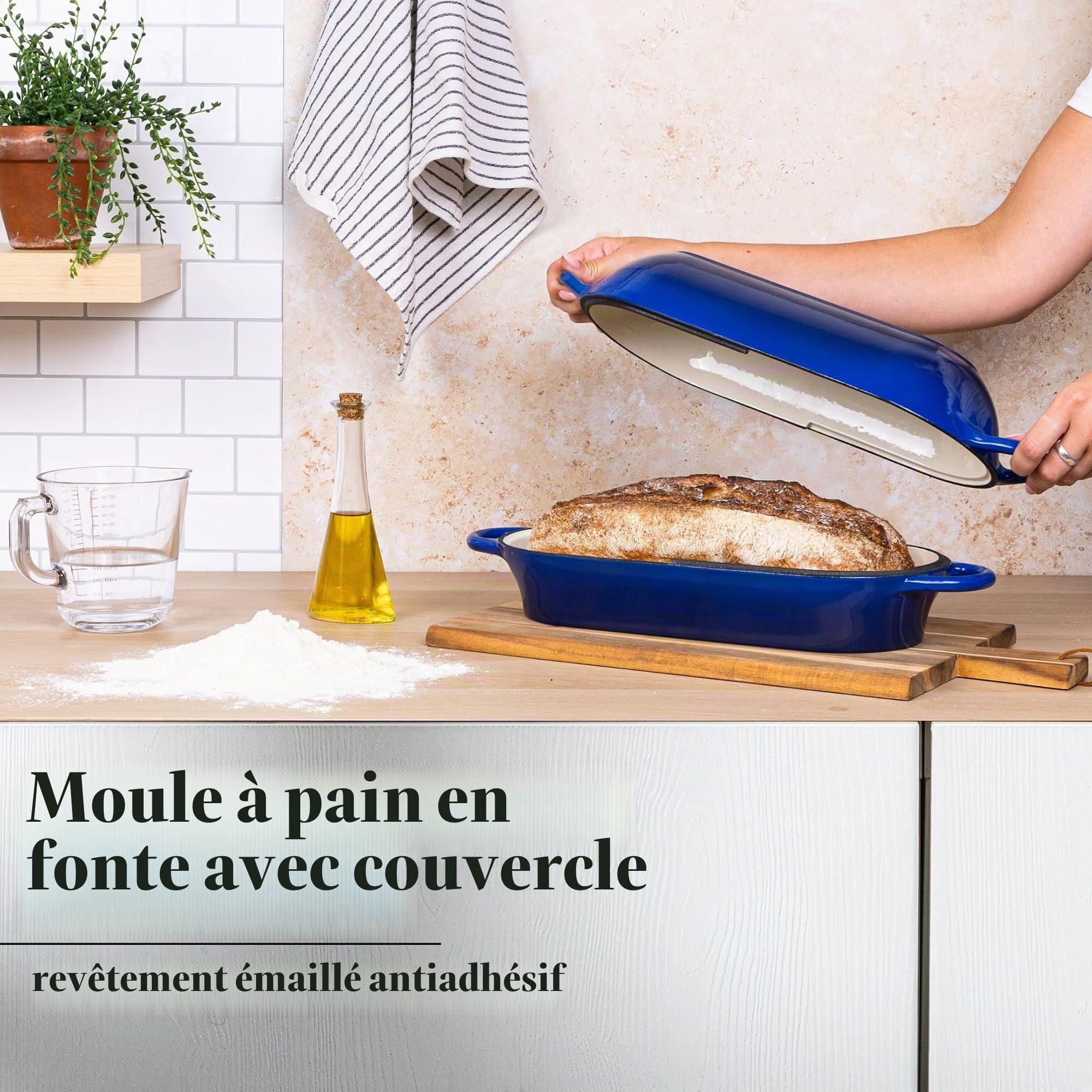 Casserole à pain en fonte émaillée - Cocotte pour la cuisson du pain au levain - Passe au four - Antiadhésive - Rectangulaire - Bleu foncé - 32 cm x 16 cm Nuovva