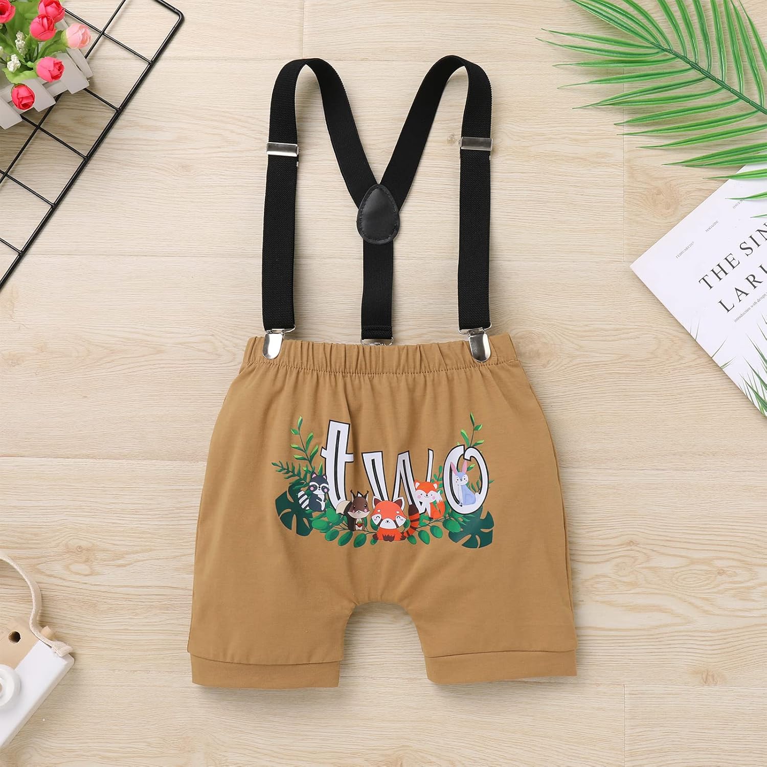 Miniatura 5 de IBTOM CASTLE Traje de primer cumpleaños para bebé niño, mameluco de animales del bosque de la selva y florecedores y tirantes, 3 piezas, ropa de