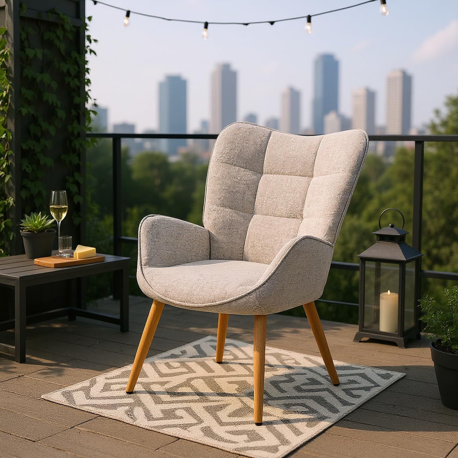 Chaise lounge scandinave en tissu gris et piètement métal élégant