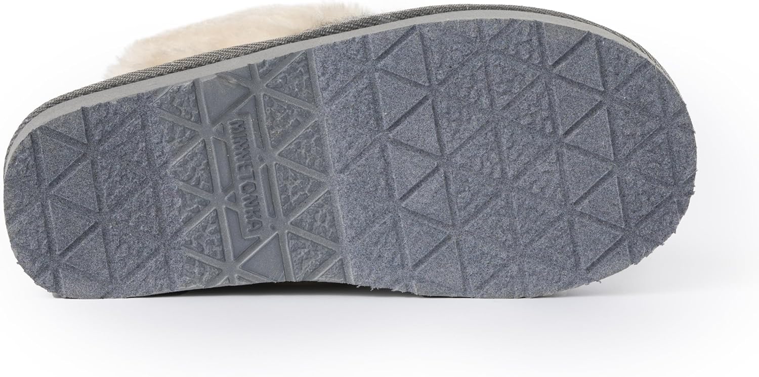 Minnetonka Women's Flurry Scuff Cozy Faux Fur Lined Slippers