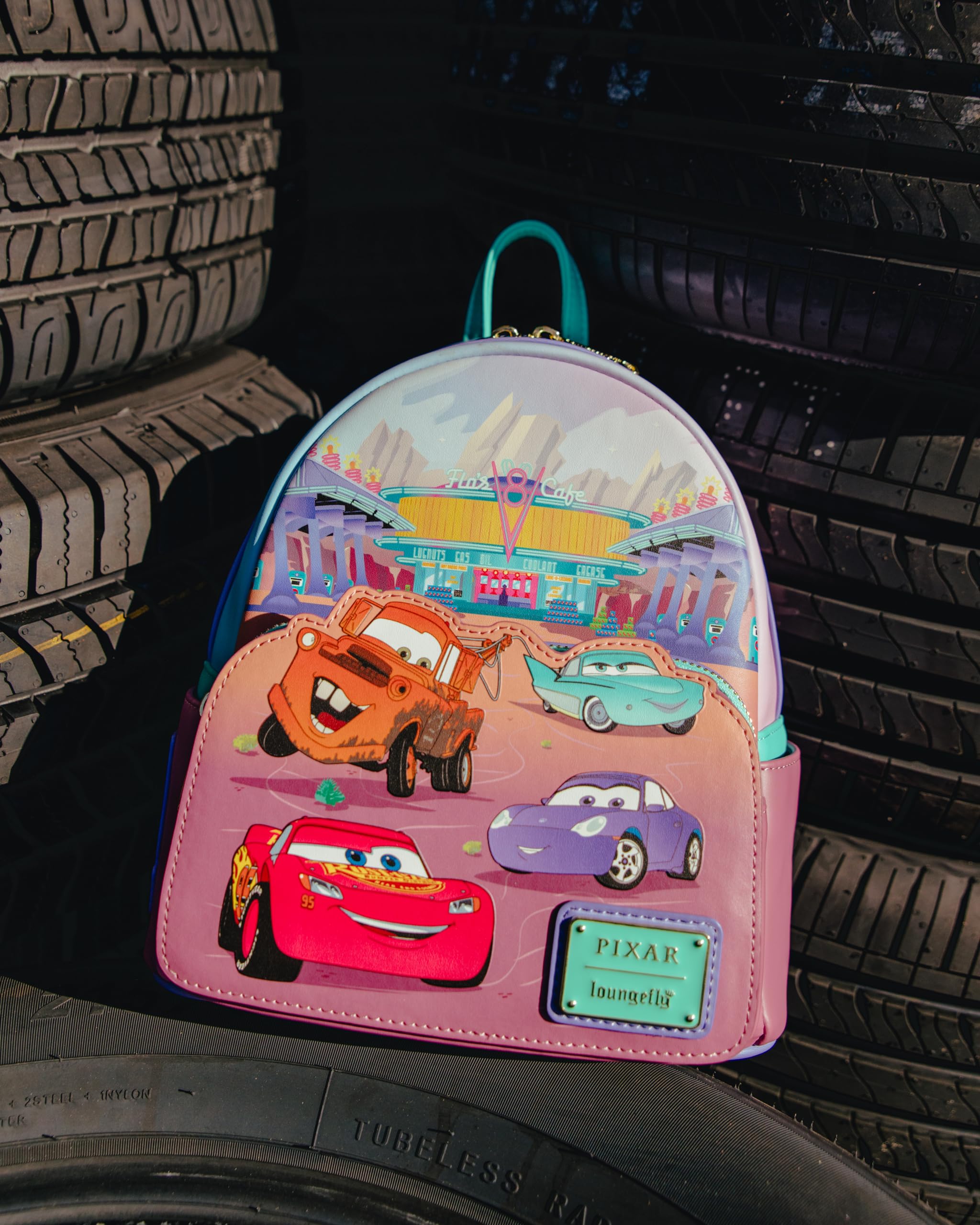 Sac à Dos Mini Loungefly Pixar Cars 'Flo's Diner' - Collectionneur, Licence Officielle - Exclusivité Amazon - Idée Cadeau Fan - 3