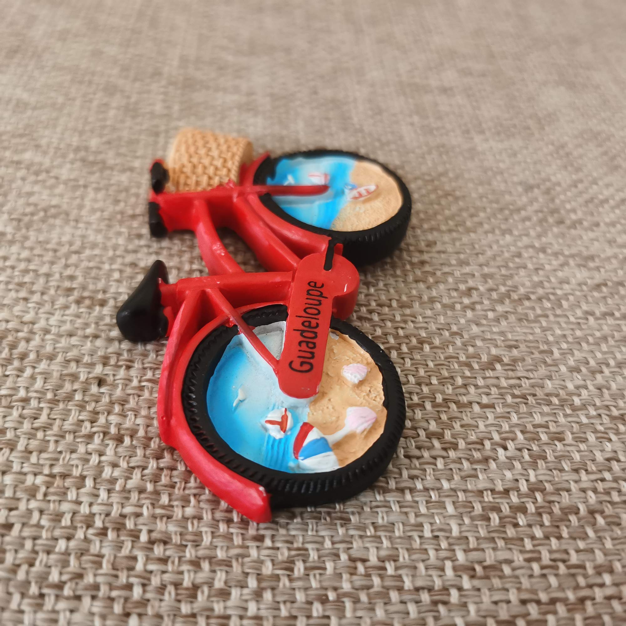 Amazon.co.jp: グアドループ フランス 3D 自転車型 冷蔵庫マグネット