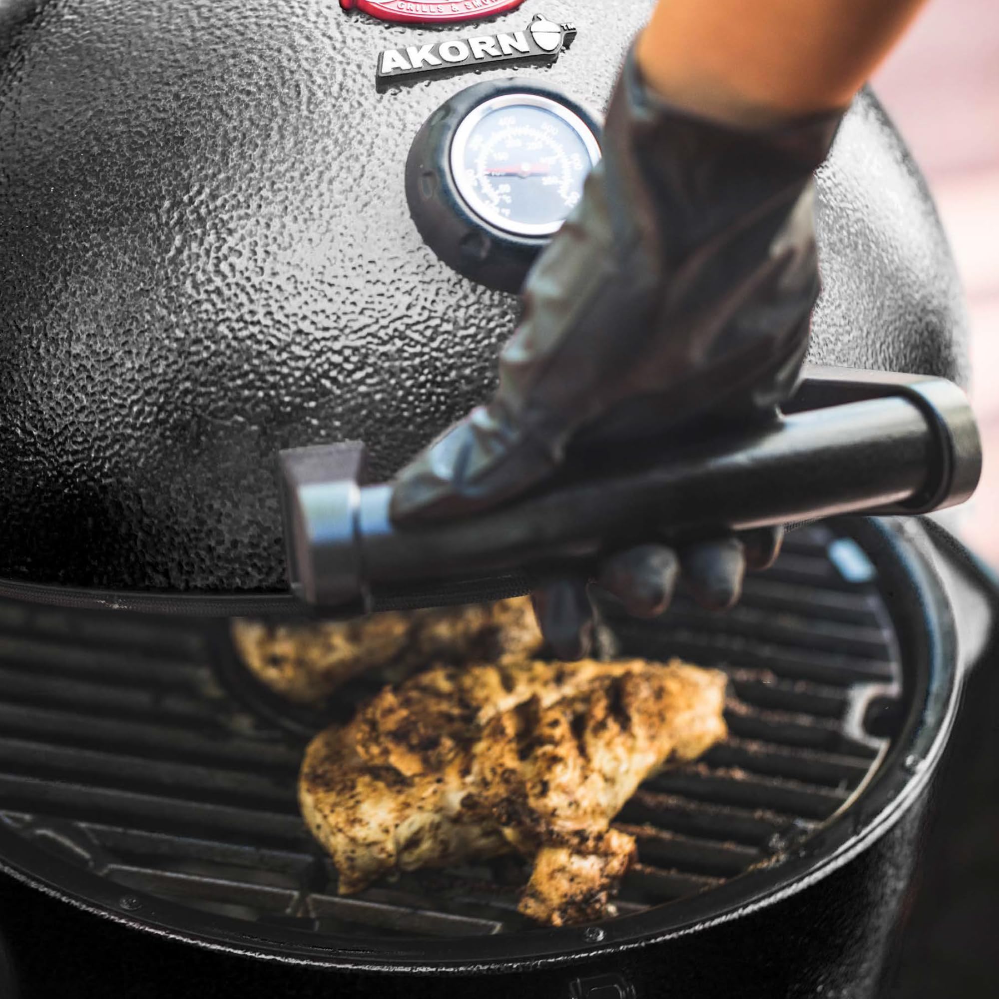 Char-Griller E6714 AKORN Jr. Kamado, Barbecue Portatile a carbonella con Cenere