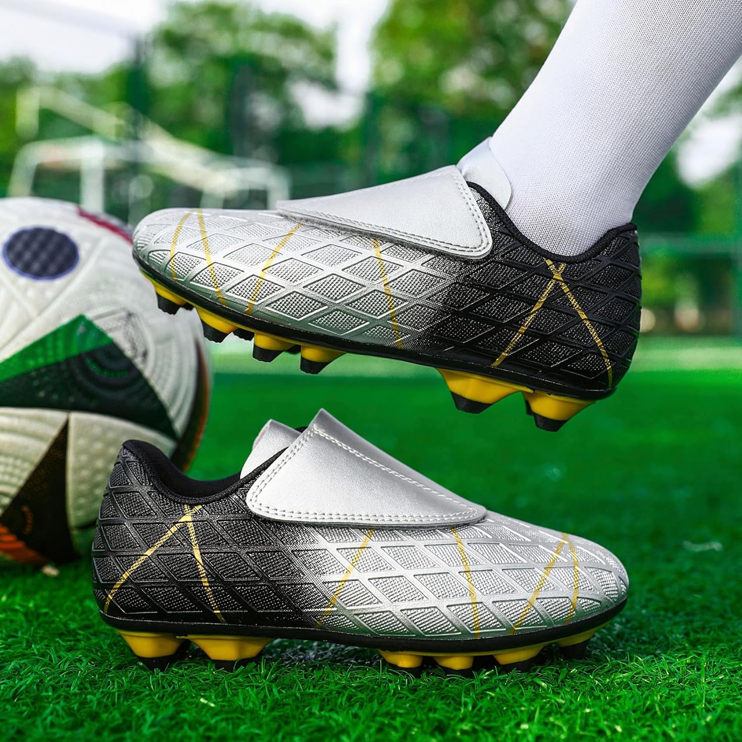 Kids Soccer Cleats Boys Girls Firm Ground Soccer Shoes Youth Professional Athletic Outdoor Football Cleats Shoes - Image 5