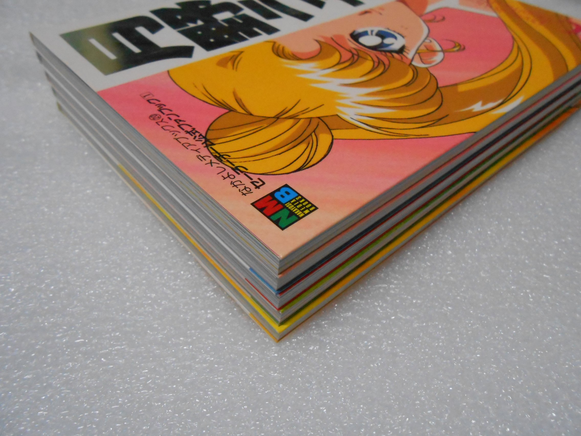 セーラーチーム 公式ファンブック 全5冊 箱付き セーラームーン セーラームーン セーラーチーム公式ファンブック5刷セット箱付き