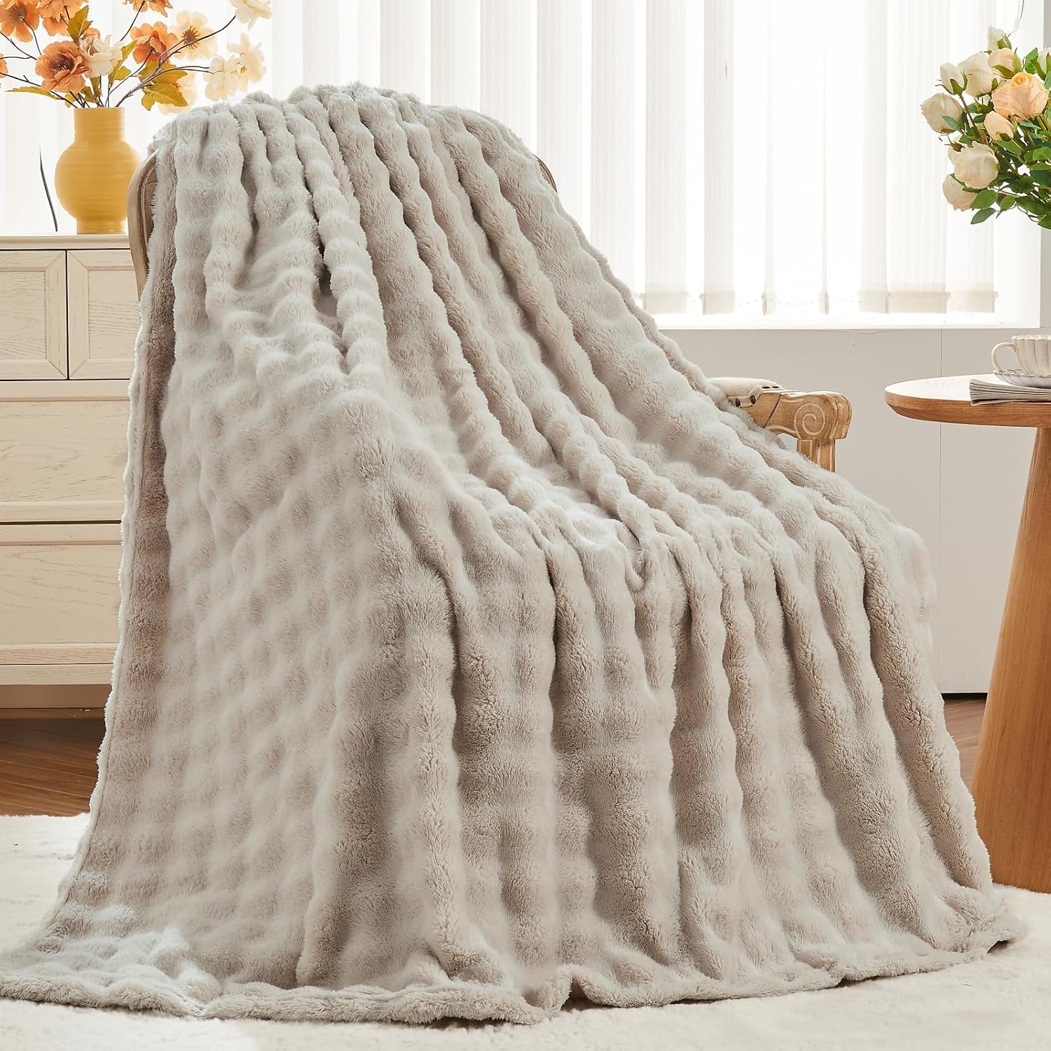 Buy Nivasam AC Bubble Fleece Blanket 300GSM Super Soft Cozy Throw