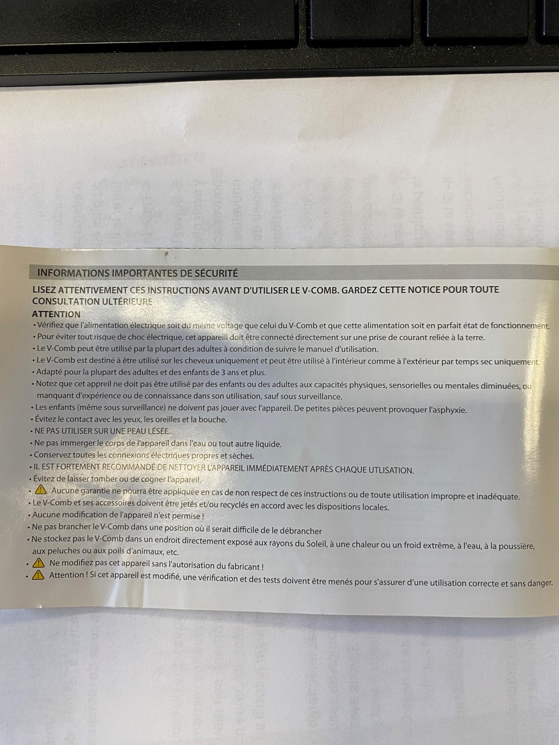 Licetec électrique Peigne à Poux - sans produits chimiques ( avec 4 filtres inclus) | Sans Produits Chimiques, 4 Filtres Inclus