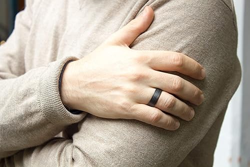 Miniatura 4 de Men's carbon fiber flat ring. Modern and industrial black wedding band. Water resistant, very durable and hypoallergenic. (00108_7N)