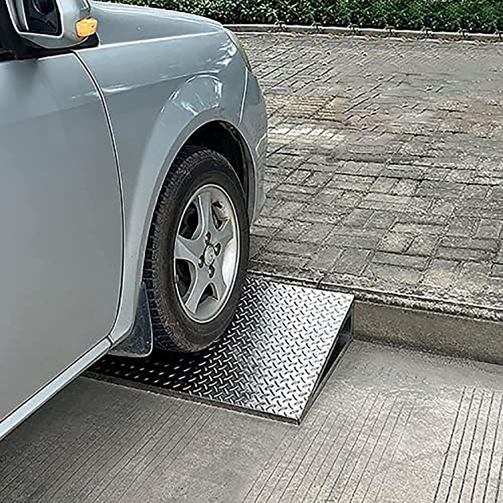 Przenośny wózek inwalidzki - antypoślizgowy krawężnik ze stali nierdzewnej, odpowiedni do skuterów elektrycznych, chodzików i wózków spacerowych - trójkątna konstrukcja stabilizująca