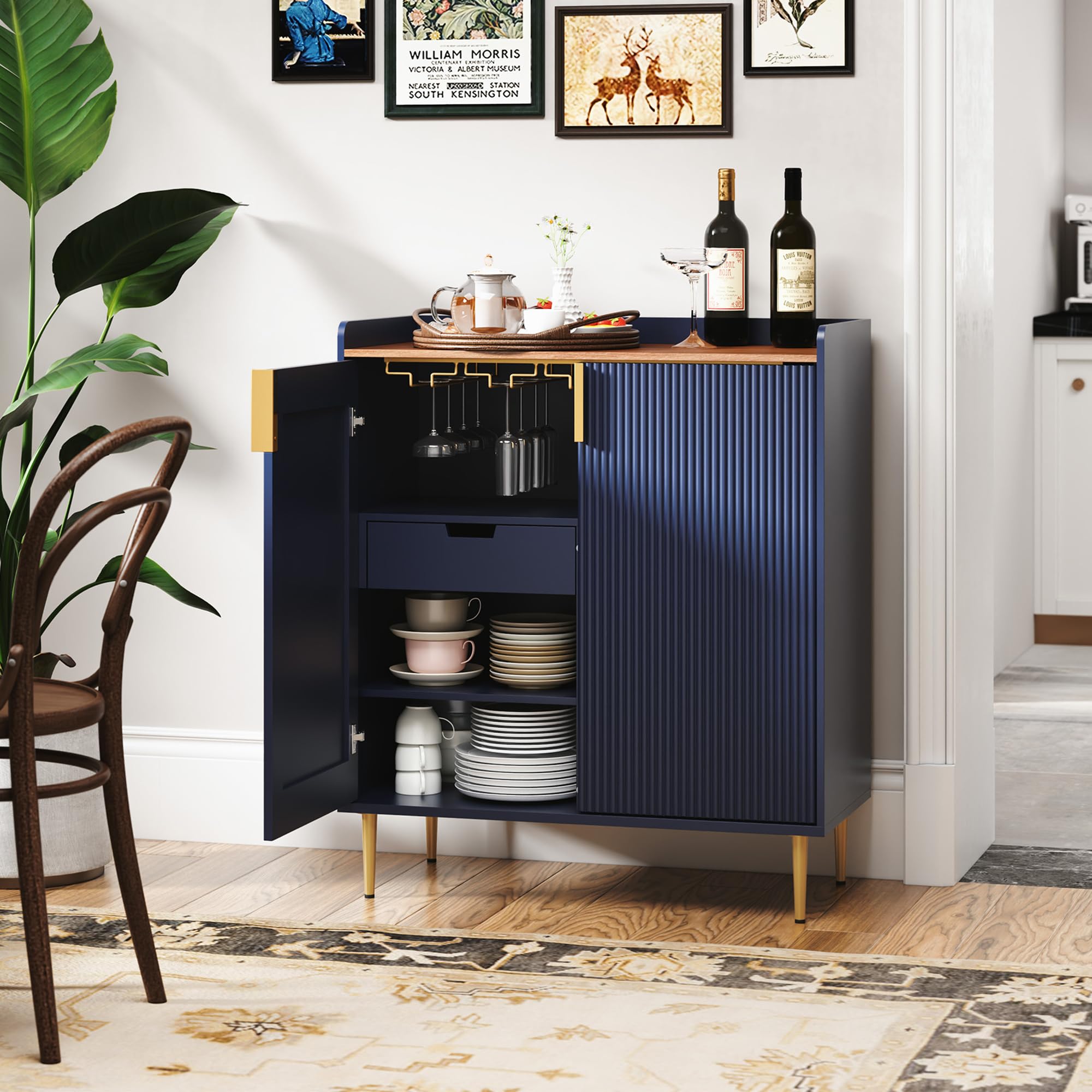 HOLTICO Gabinete de bebidas, gabinete de vino para 9 botellas, armario de bar con soportes de vidrio, estante de vino independiente, aparador, mesa de bar, buffet para sala de estar y comedor, color