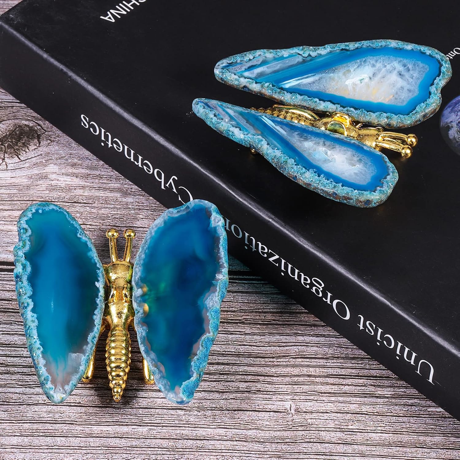 Rockcloud Set of 2 Agate Slices Butterfly Decorative Ornament, Butterfly Stand Figurine Collection for Home Office Desktop Decor, Blue