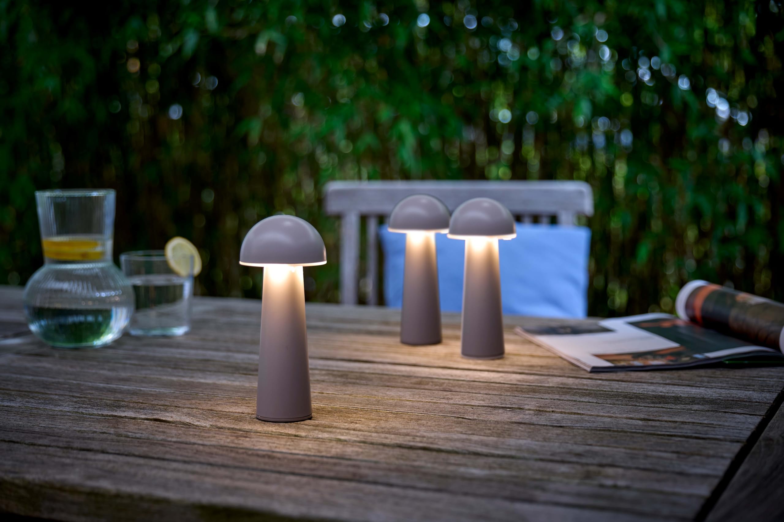 Northpoint Moderne LED Akku Tischleuchte in Pilzform im 3er-Set für den Innen- und Außenbereich stufenlos dimmbar USB-Ladung CCT Farbwechsel (beige, Pilzform)