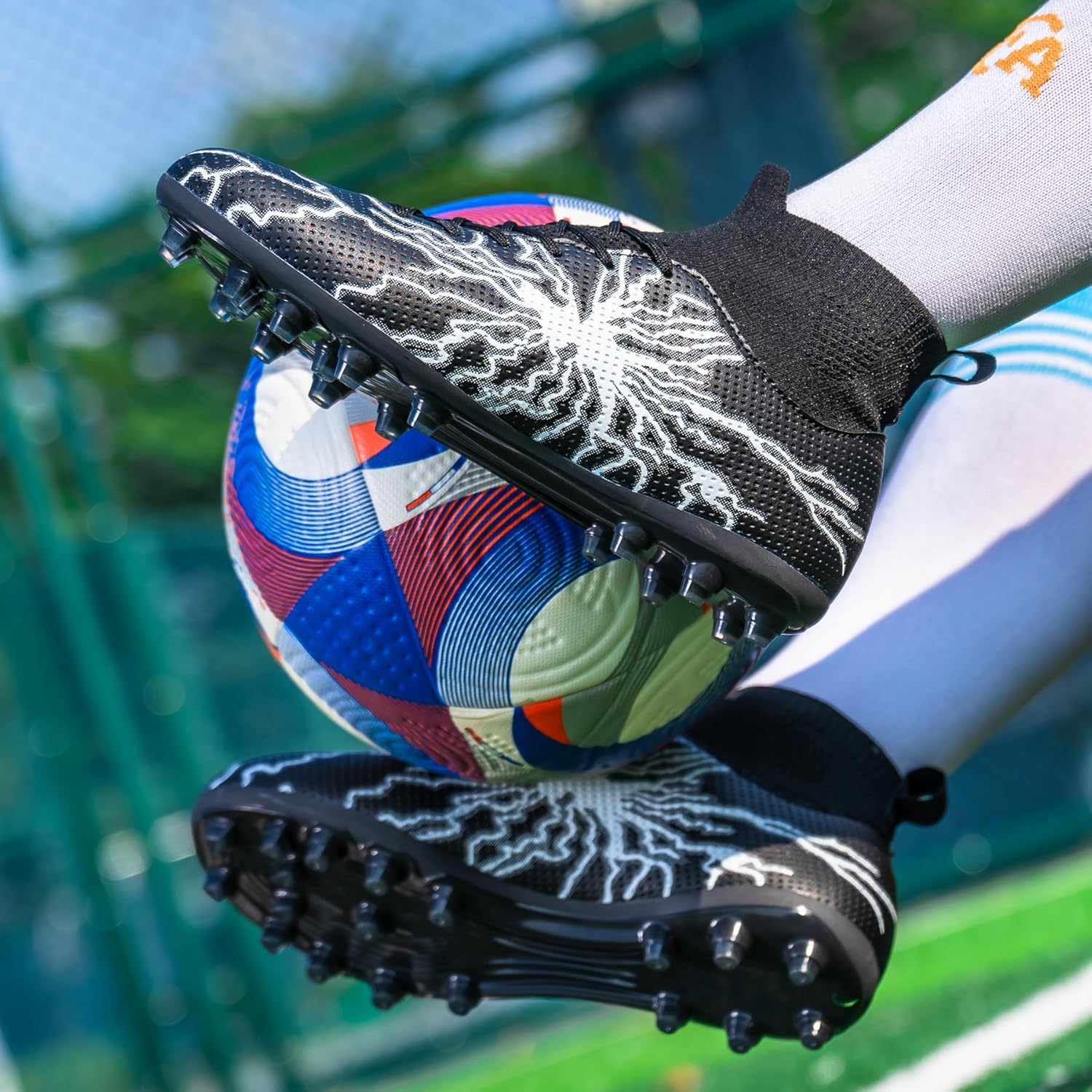 Unisex Kids Soccer Cleats Youth Training Football Shoes Outdoor Athletic Sneakers for Little/Big Kid
