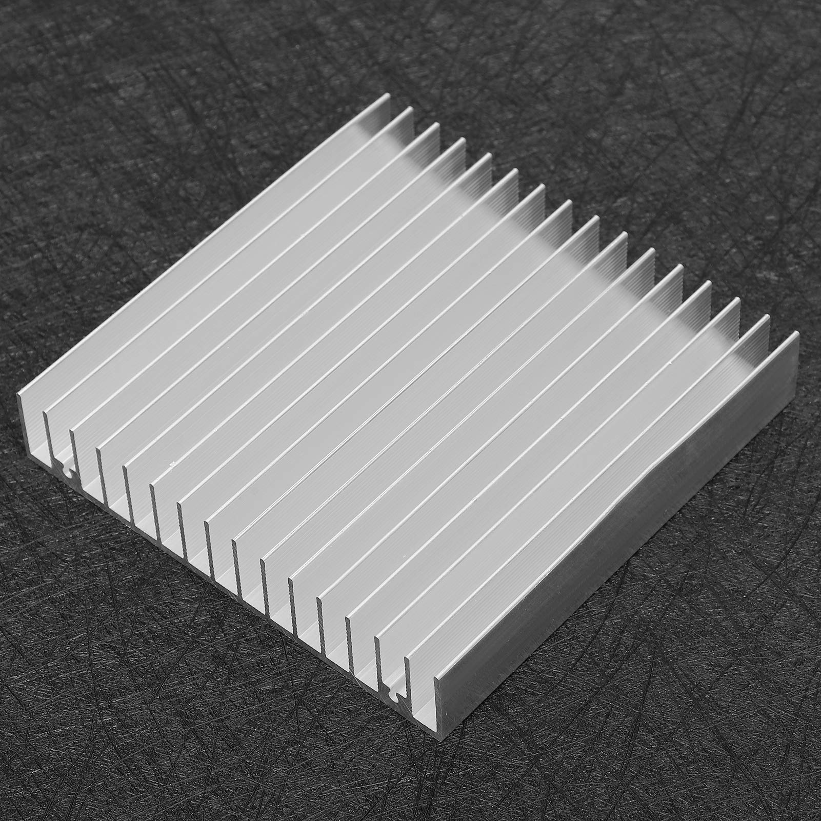 Dissipatori di calore 4 pezzi, parti di dissipazione del calore del dissipatore di calore in alluminio 100 mm * 18 mm * 100 mm, per router, CPU, radiatori IC, PCB, ecc.