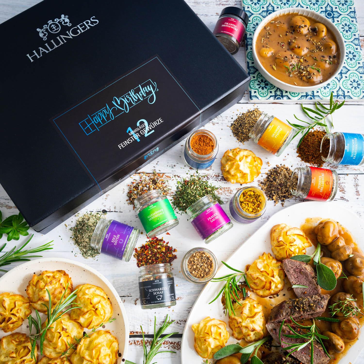 Hallingers Genuss Manufaktur Gewürz Geburtstagsgeschenk-Set - 12 Gewürze aus aller Welt in wertiger Geschenkbox mit Rezept-Booklet "Happy Birthday", Geschenke für Frauen Männer