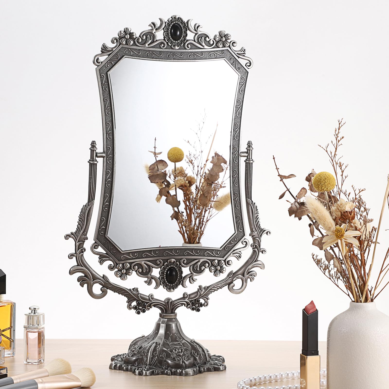 JUXYES Espejo de maquillaje decorativo antiguo de metal con soporte, espejo cosmético de doble cara giratorio de 360° con marco, espejo mágico de escritorio retro para tocador, plateado