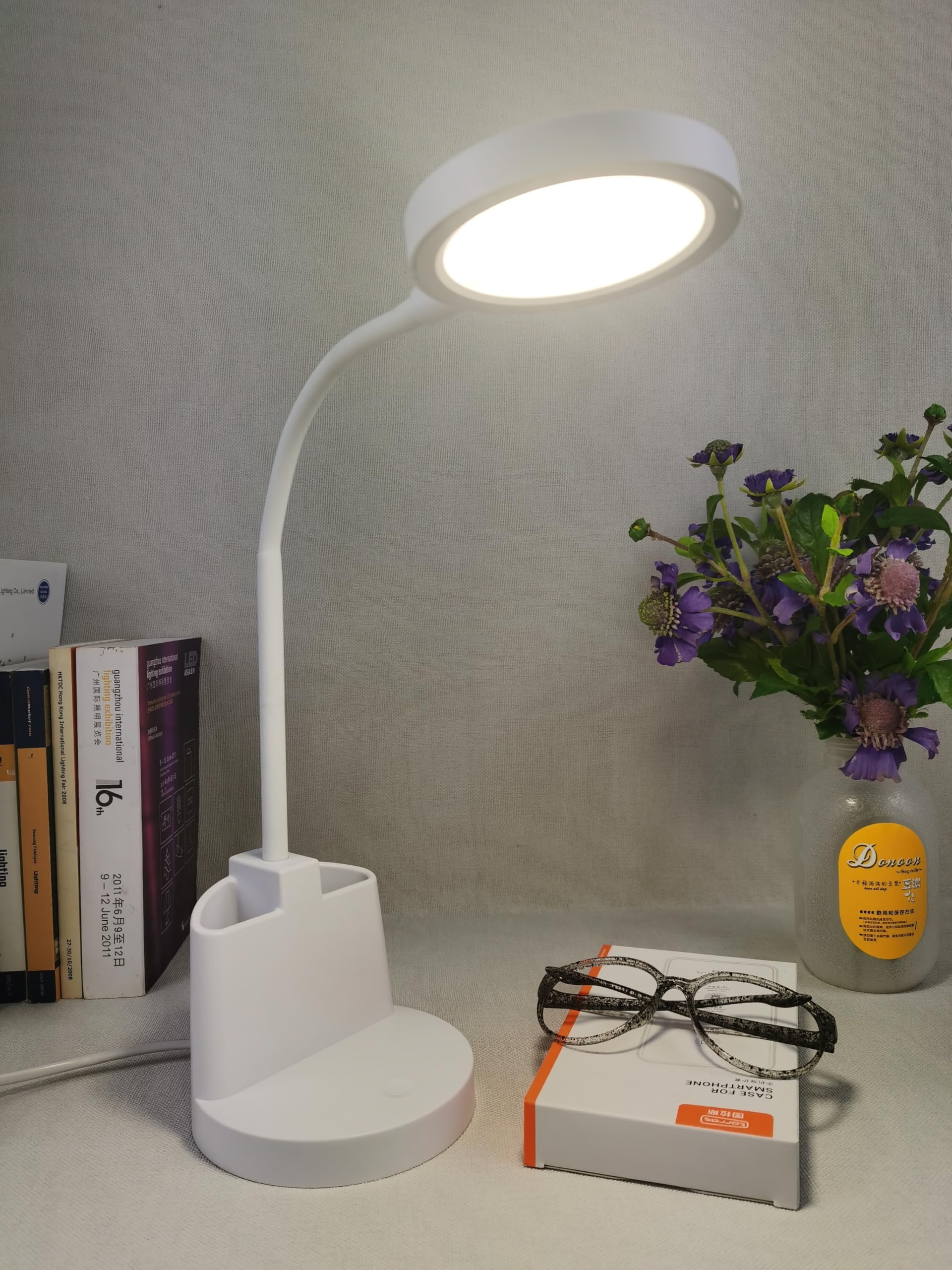 Velamp Lampe de bureau LED 7 W avec interrupteur tactile et porte-stylos. Blanc
