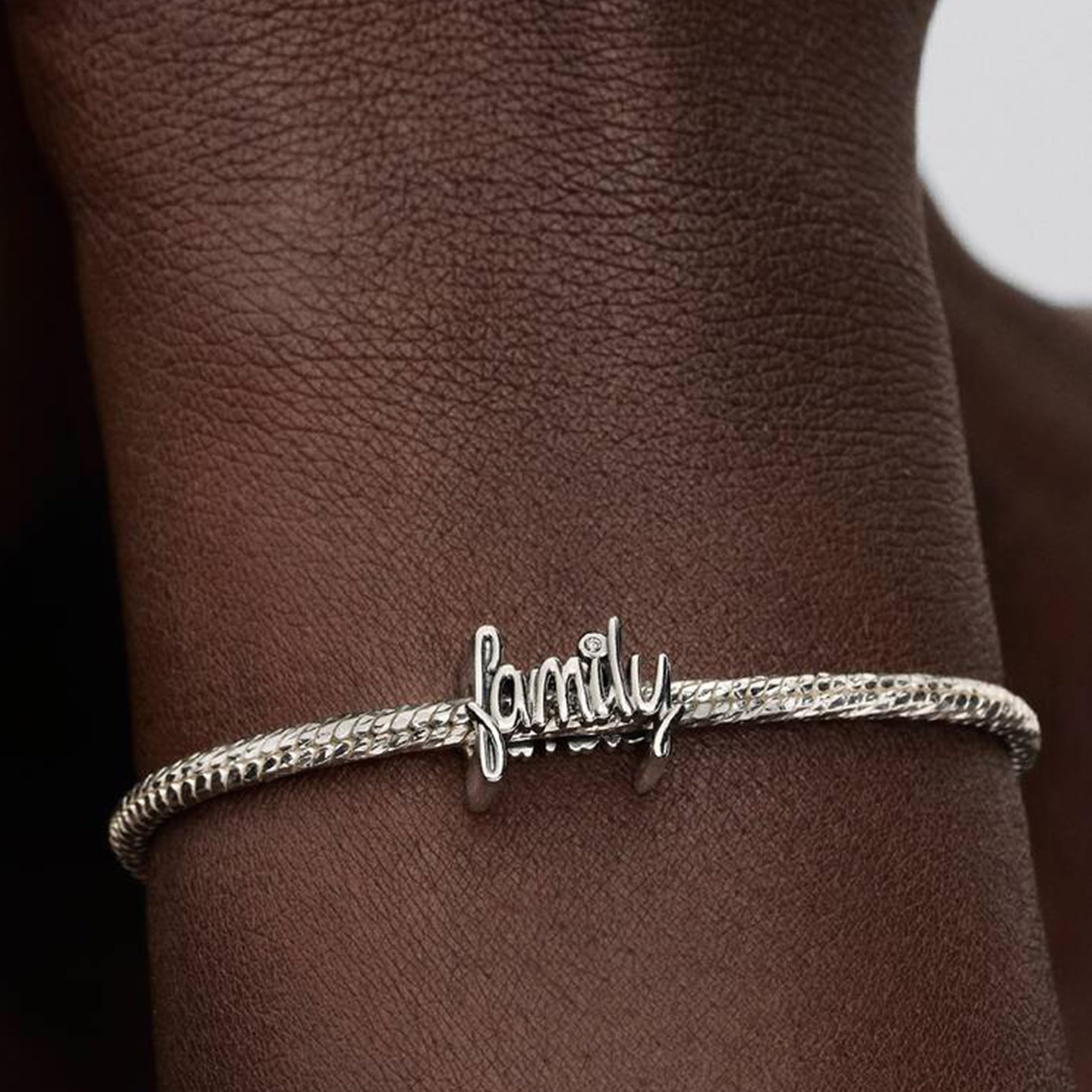 Pandora Moments Charme à Main Family en Argent Sterling avec Zirconia, Compatible Moments, 794250C01