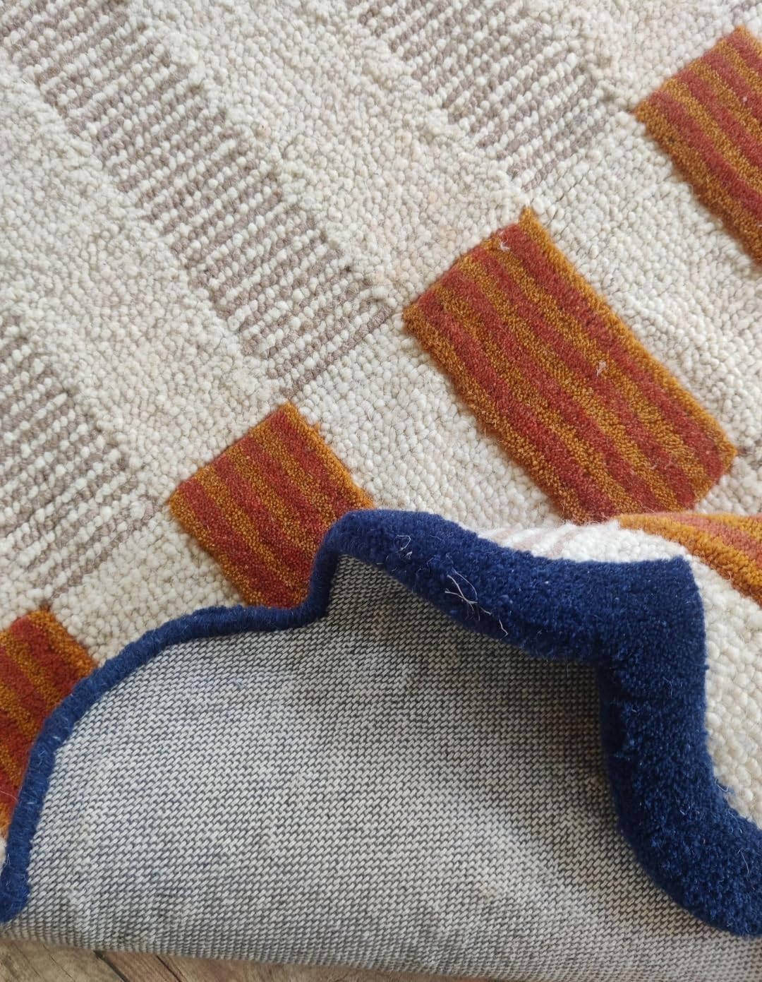 Tufted Area Rug with Scalloped Border, Geometric Pattern, Rust Orange and Navy Blue, Textured Wool Blend (240 * 300 cm)