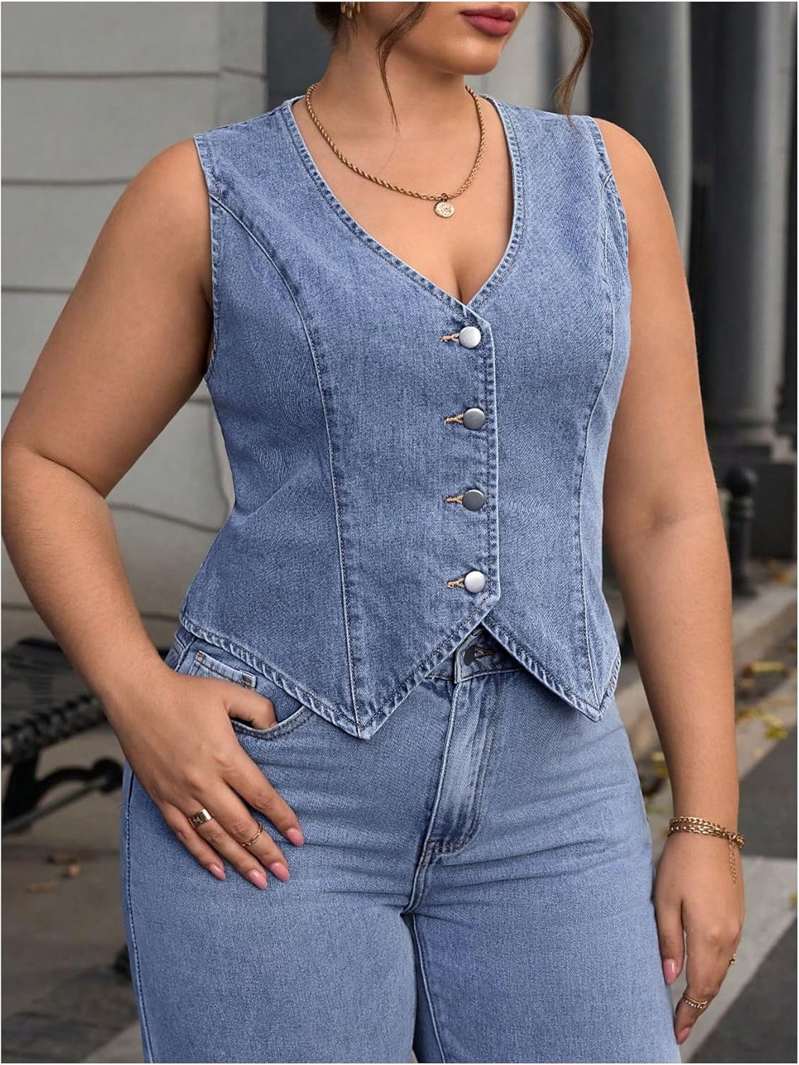 WDIRARA Women's Plus Size V Neck Vest Denim Jacket Button Down Sleeveless Jean Waistcoat - Image 5