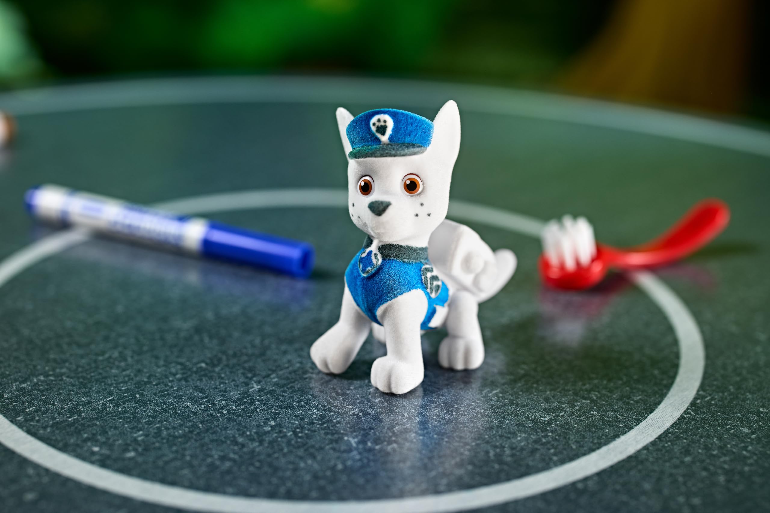 CRAYOLA - Washimals Pat' Patrouille, Kit Activité avec 4 bébés Animaux, 6 Feutres Lavables, 40 Autocollants et Brosse, Jeu et Cadeau pour Enfants, à partir de 3 Ans, 74-0290