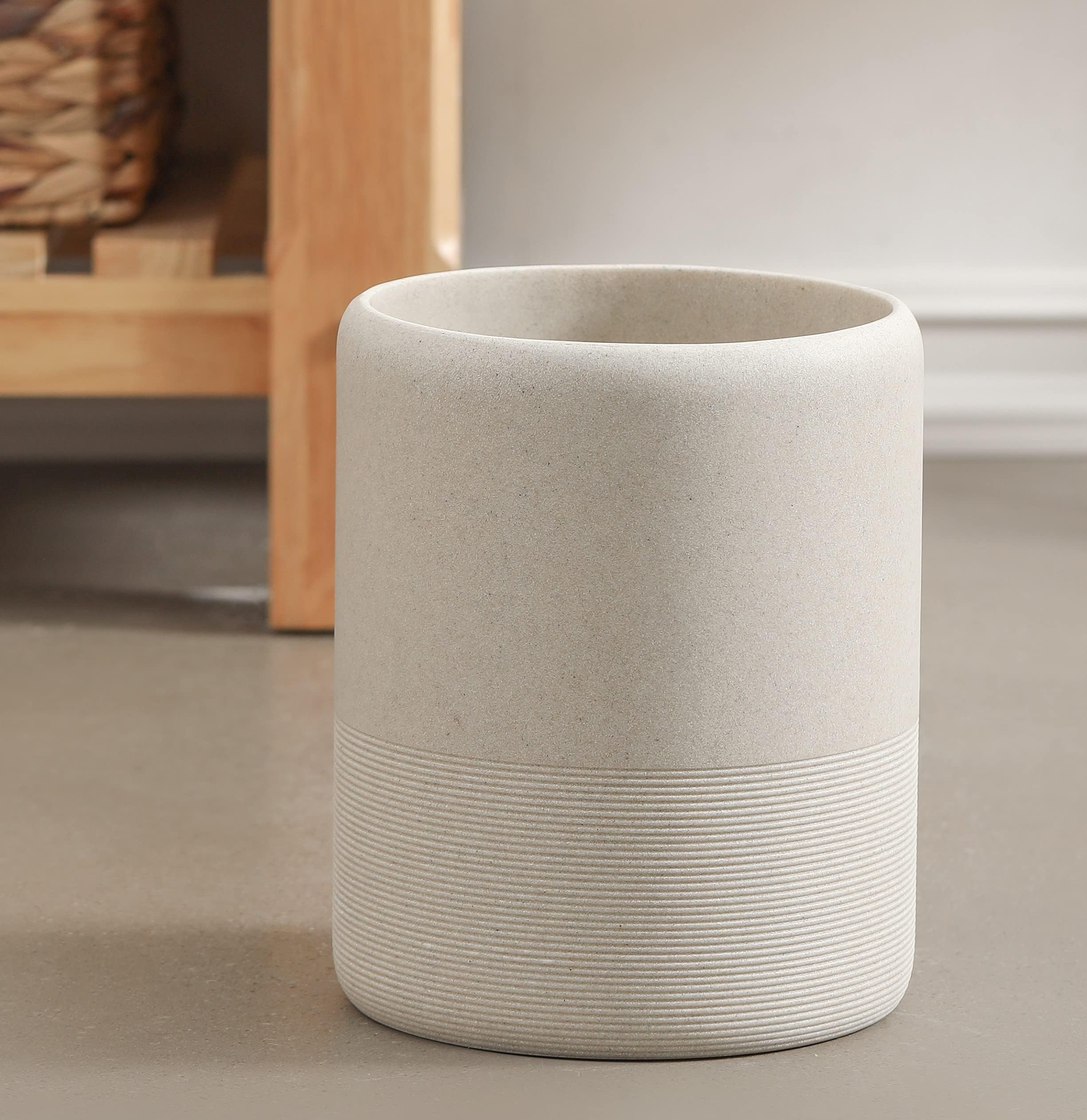 QL DESIGN Hight Quality Polyresin Wastebasket, Garbage Receptacle Bin for Bathrooms, Powder Rooms, Kitchens, Home Offices