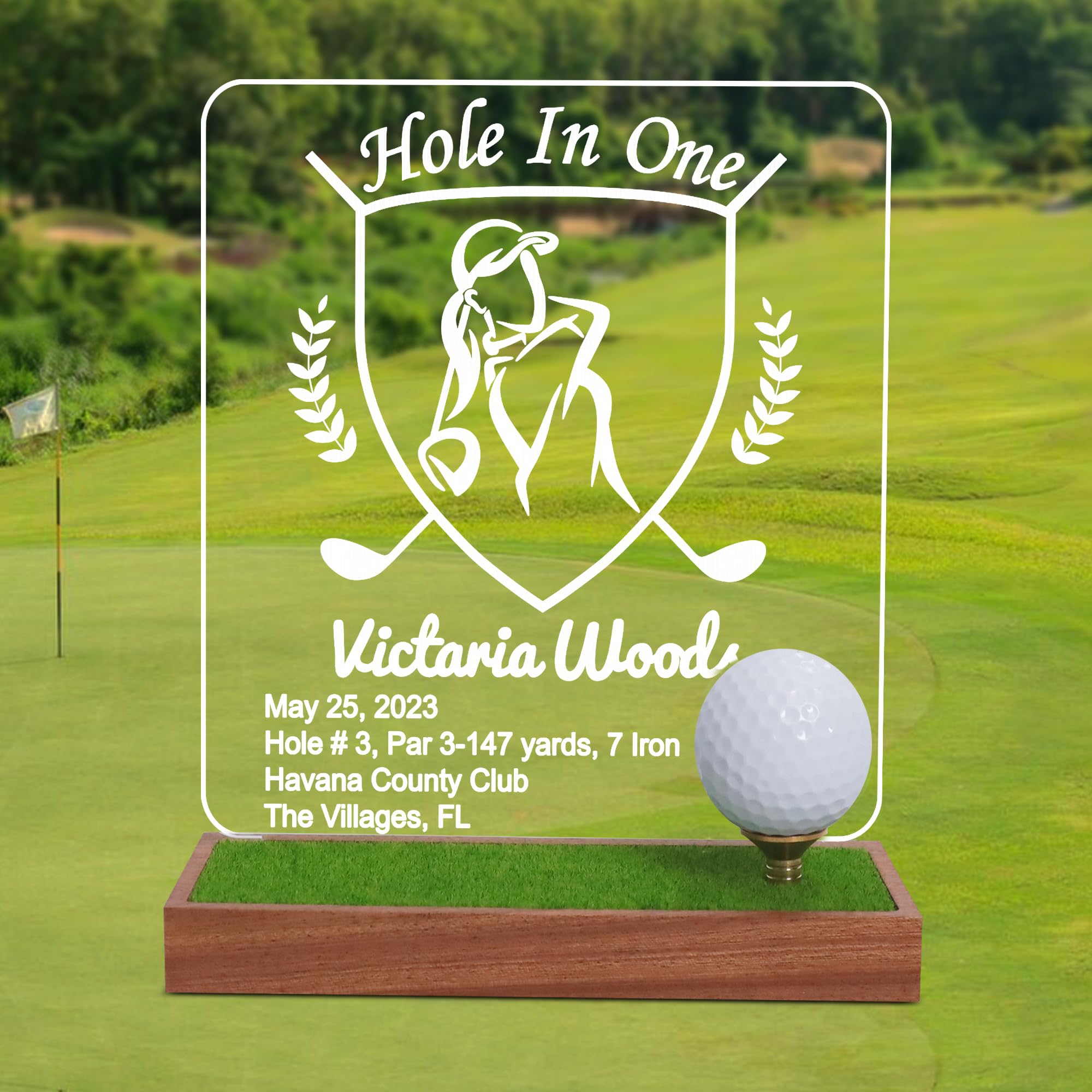 CoolGift Mart Customized Hole in one Golf Ball Display, Personalisierte Light Up Golfball Halter für die Anzeige und Lagerung, hölzerne Zubehör mit warmen weißen Farbe leuchtet