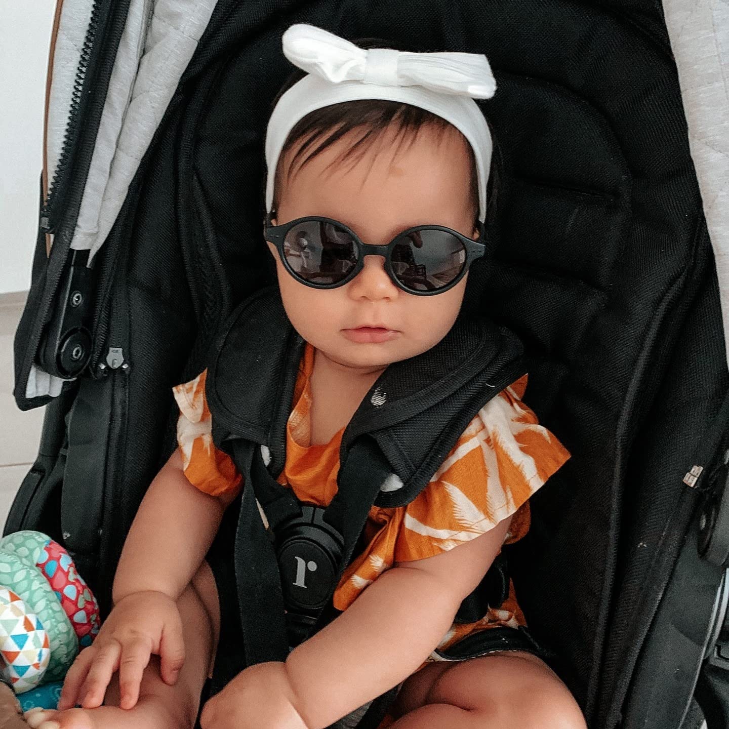 Polarisierte Baby-Sonnenbrille mit Riemen, verstellbar, für Kleinkinder von 0–24 Monaten