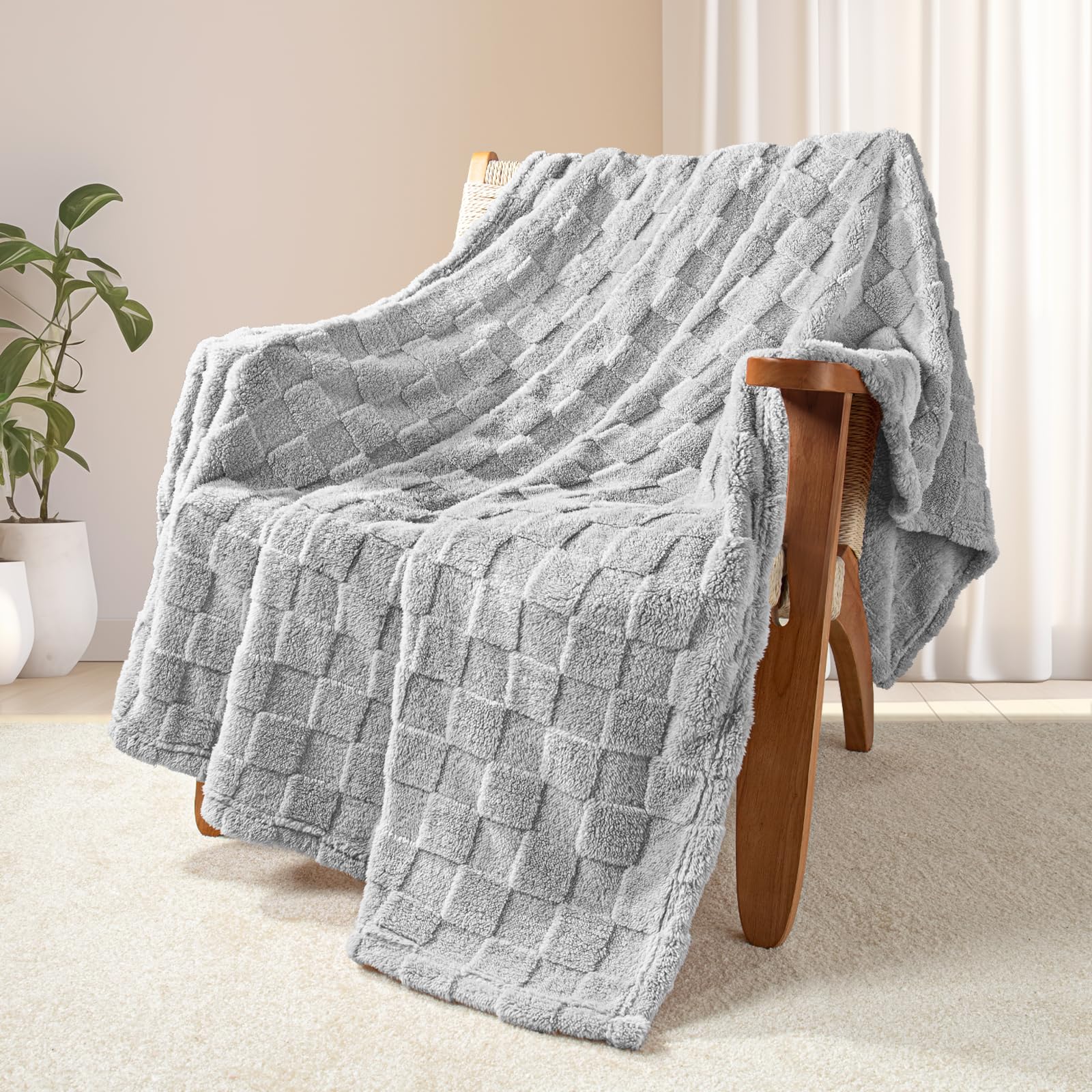Exclusivo Mezcla Fleece Throw Blanket for Couch,Super Soft and Warm Lightweight Checkered Pattern Blankets for All Seasons 127x152 CM - Image 3