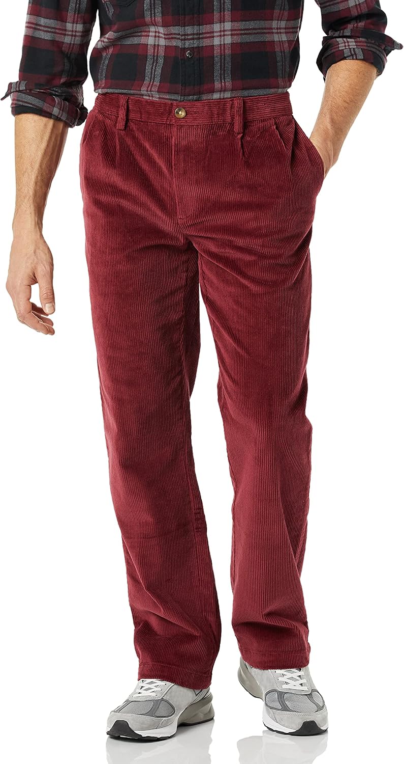 Amazon Essentials Men's Pleated Classic-Fit Stretch Corduroy Chino Pant