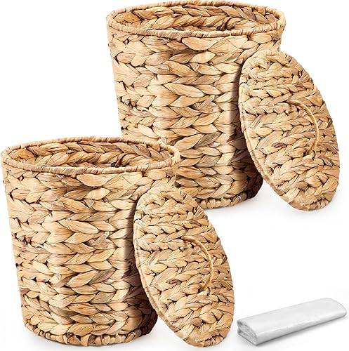 Ctosree Cesta de basura tejida de mimbre, 2 unidades, cesta de basura de baño natural con tapa (mediana)