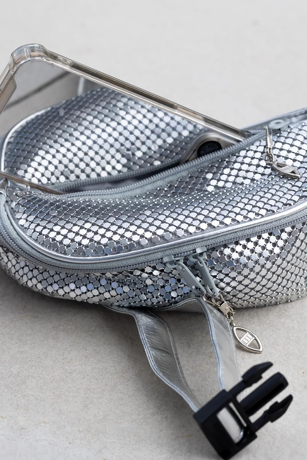 Metal Chainmail Mesh Fanny Pack With Adjustable Waist/Cross-body Belt (Silver)