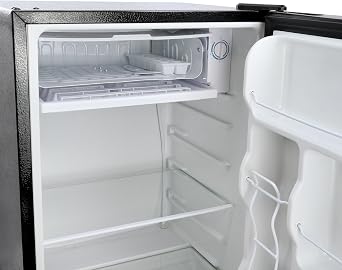 Megachef 3.2 Cubic Feet Refrigerator (Black)