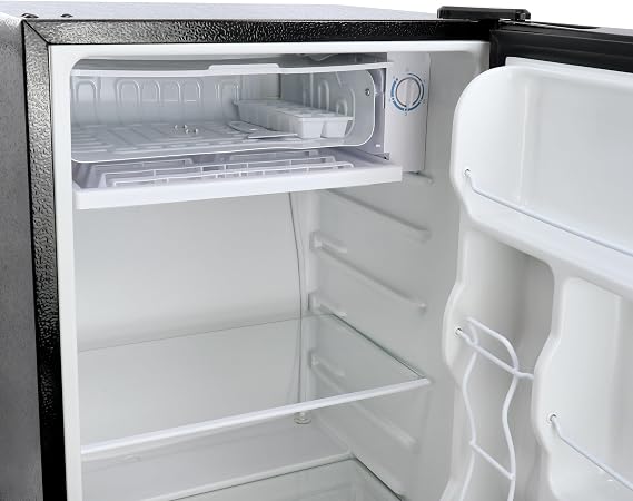 Megachef 3.2 Cubic Feet Refrigerator (Black)