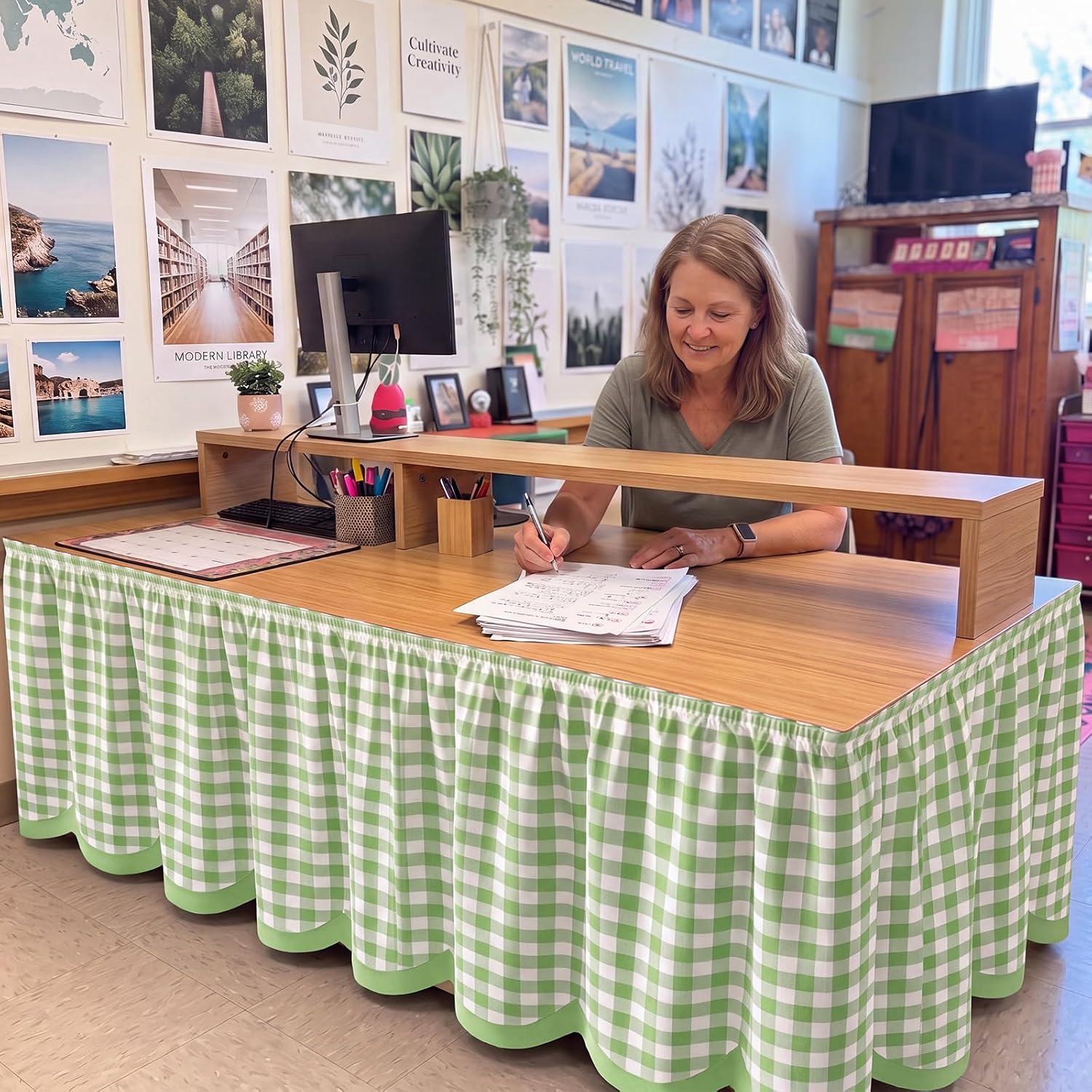 9 ft Gingham Teacher Desk Skirt, Kidney Table Skirt for Classroom, Green