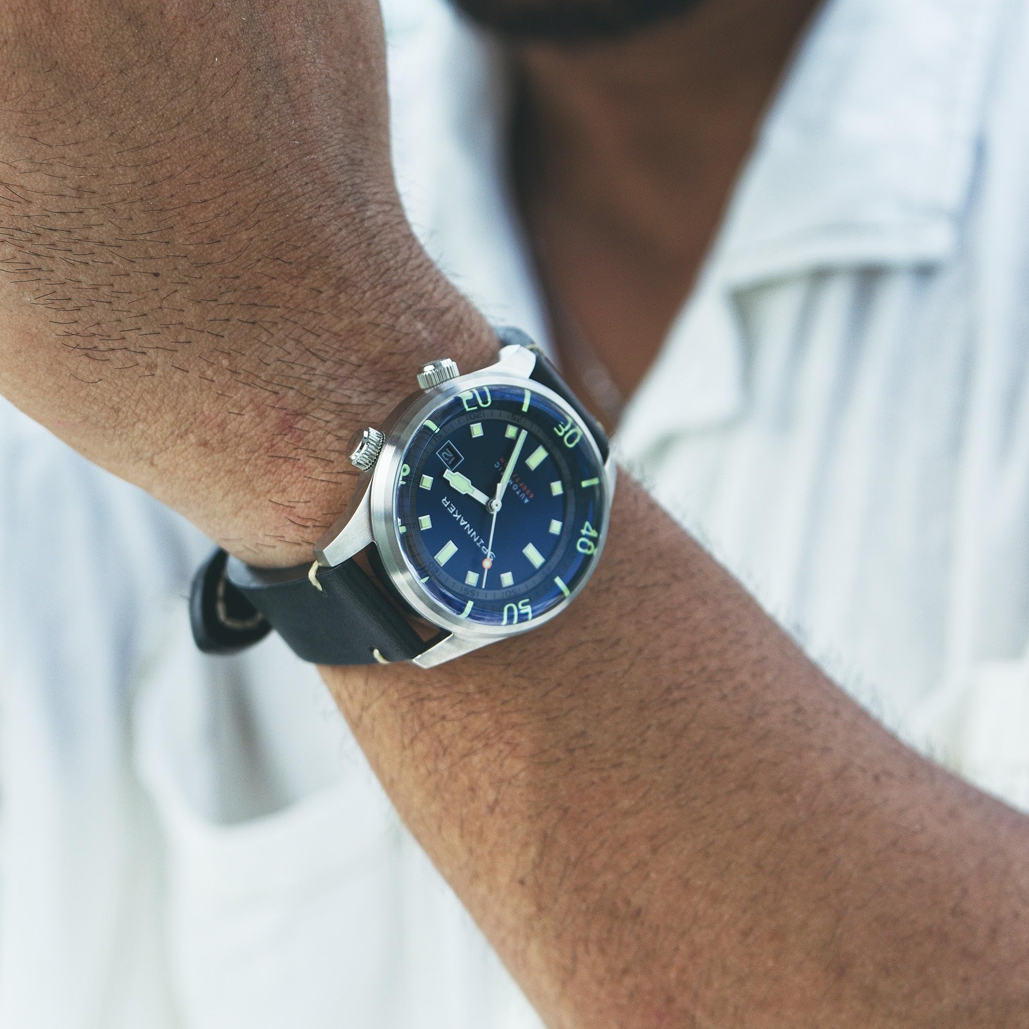 Spinnaker Męski 42 mm Bradner automatyczny zegarek z 3 wskazówkami z bransoletką z prawdziwej skóry lub stali nierdzewnej SP-5062