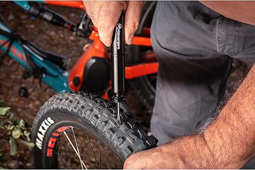 Miniatura 8 de Kilimanjaro - Kit de reparación de neumáticos de bicicleta compacto sin cámara  Herramientas portátiles de reparación de pinchazos para bicicletas