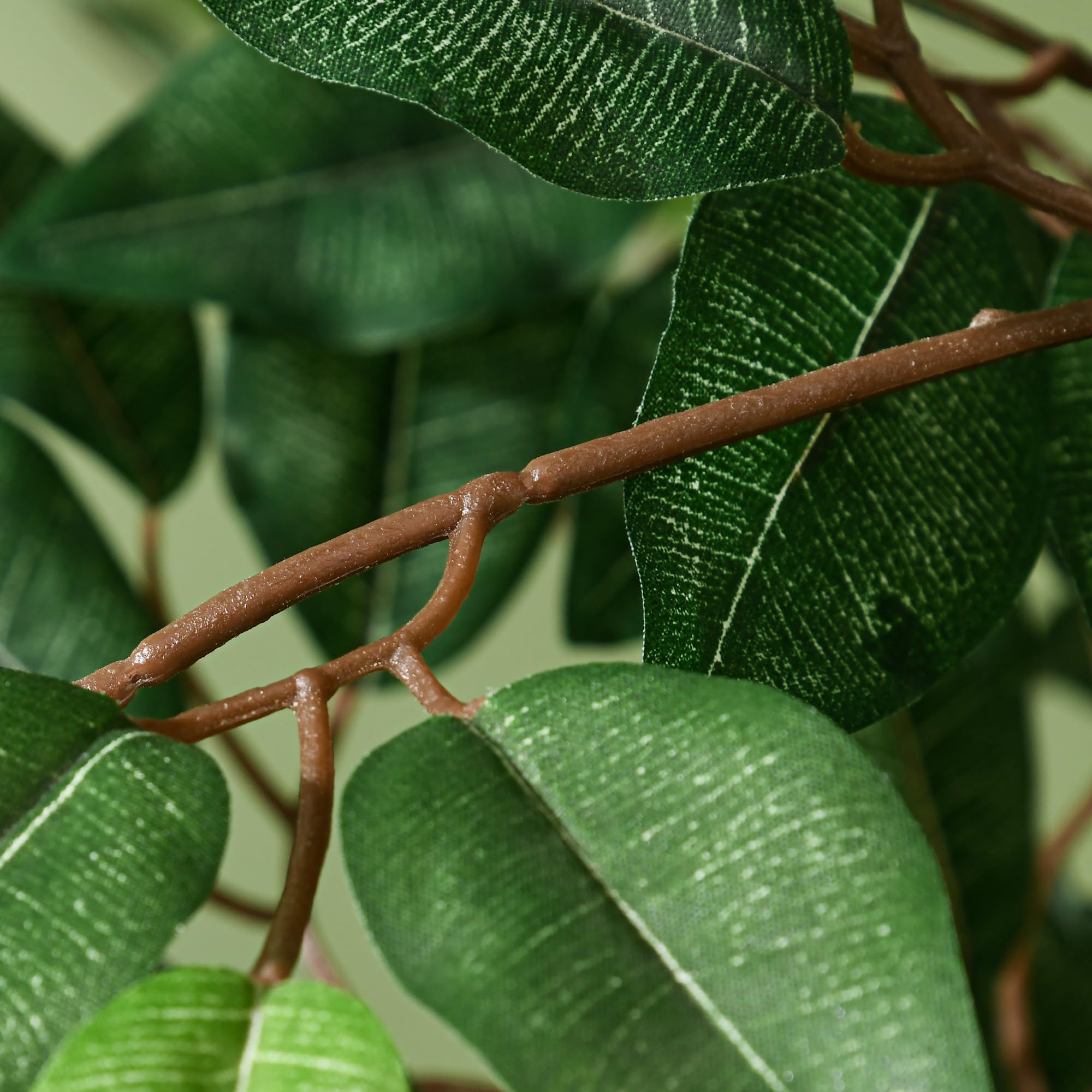 Outsunny Arbre Artificiel Ficus Hauteur 1,5 m Grand Réalisme Pot Inclus | Plante Artificiel, Tronc, Branches, Liane, Lichen, Feuilles