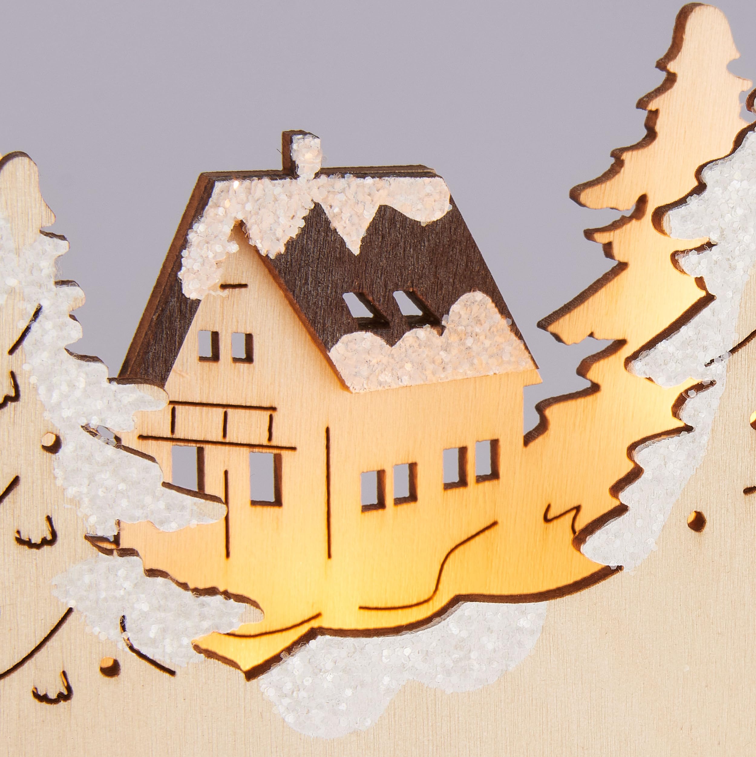 BRUBAKER 3D Lichterbogen - LED Schwibbogen - Dorf in verschneiter Winterlandschaft - Weihnachtsbeleuchtung aus Holz Natur - 27 x 45 x 12 cm - Handbemalte Weihnachtsdeko für Tisch & Fensterbank