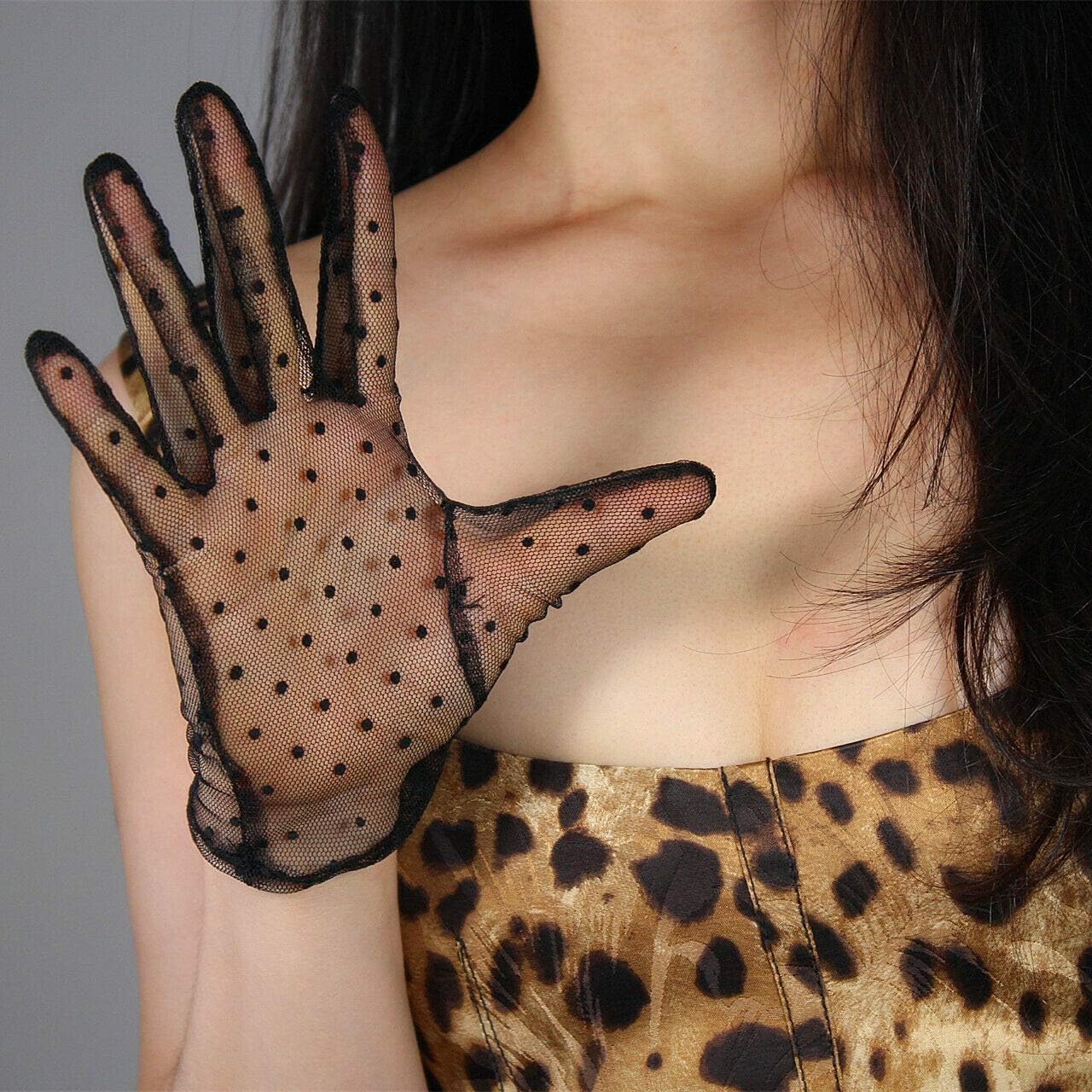 DooWay Sexy Black Wedding Gloves Polka Small dots Elegant Dressy Wrist Short Bridal Lace Evening Party Tulle Gloves