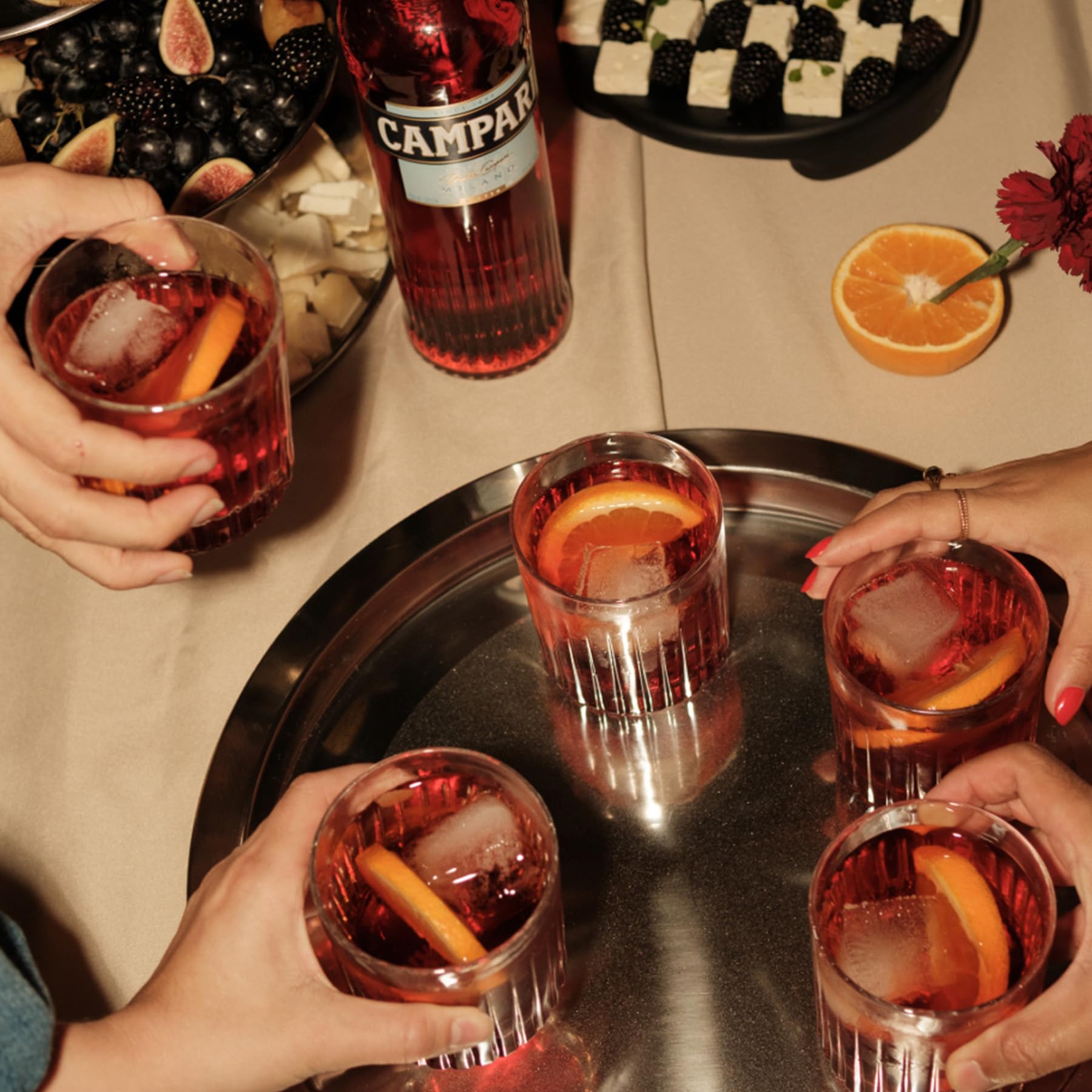 Negroni Bundle | Campari Bitter Aperitif (1x 0,7l – 25%) | Del Professore Vermouth di Torino Rosso (1 x 0,75l - 18%) | Bulldog London Dry Gin (1x 0,7l - 40%)