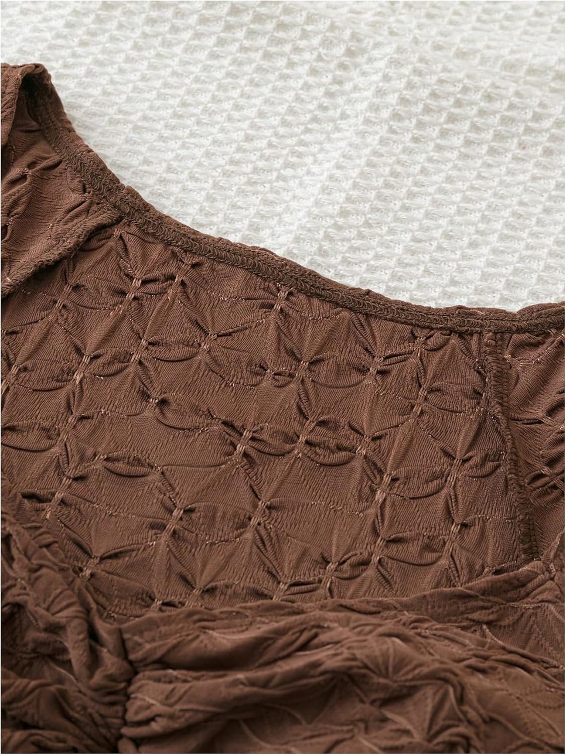 MakeMeChic Women's Sweetheart Neck Tank Crop Tops Ruched Split Sleeveless Summer Shirt - Image 5