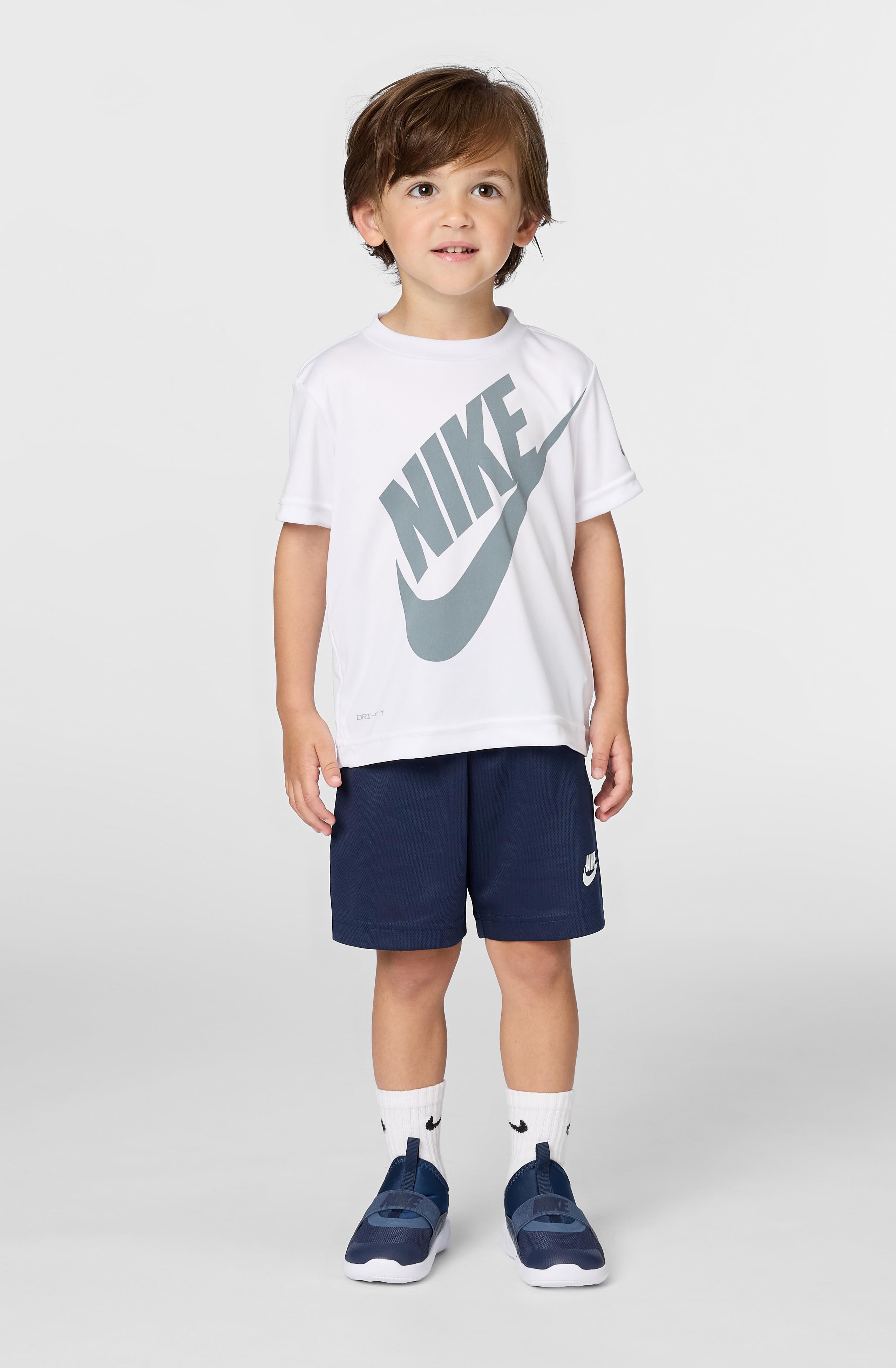 Amazon.com: Dri-Fit Sportswear T-Shirt and Mesh Shorts 2-Piece