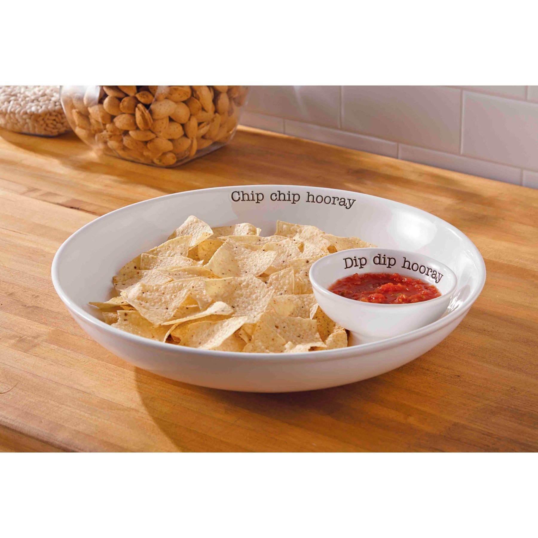 Mud Pie Chip- & Dip-Set Aus Steingut – Handbemalt, Mit Mittiger Dip-Schale, Spülmaschinen- & Mikrowellengeeignet, Weiß
