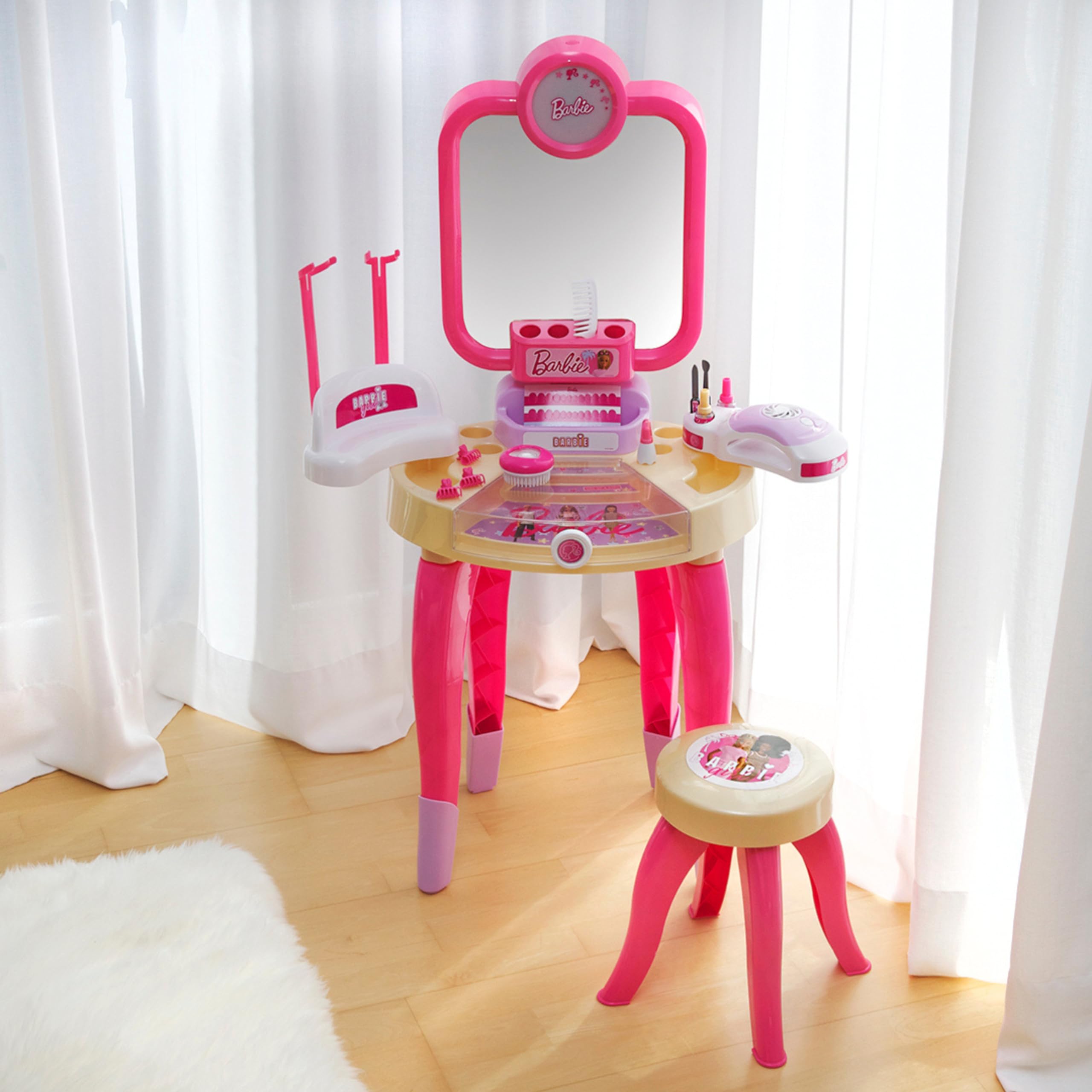 Theo Klein 5721 Barbie Salone di Bellezza Atmosfera Felice, Salone di Bellezza con Specchio Rotante e Luce, Toeletta con Accessori, Giocattolo per Bambini dai 3 Anni