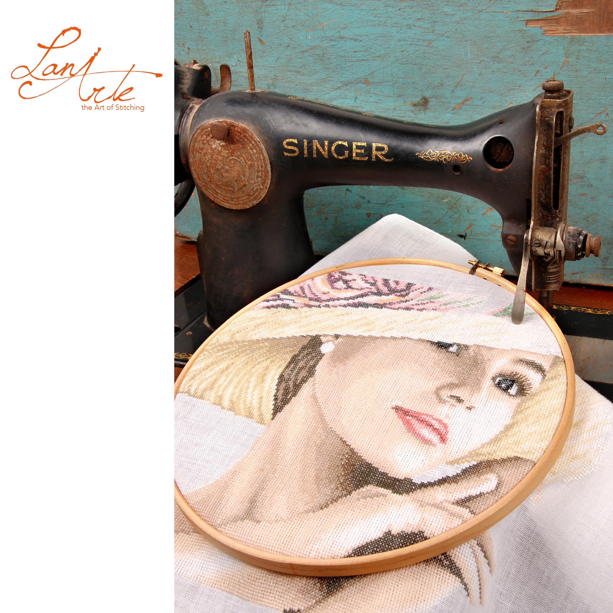 Lanarte Kreuzstich Stickpackungen Gezählter Kreuzstichbilder Set DAME MIT HUT Wanddekoration Handarbeit Set für Erwachsene 36 x 28 cm DIY Deko Bastelset Handwerker Kreative Geschenkset