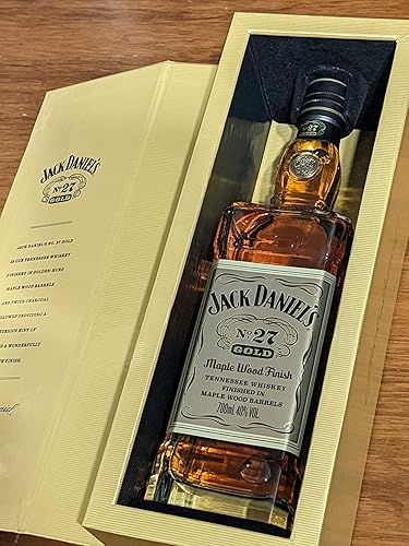 Amazon.co.jp: ジャックダニエル ゴールド No.27 700ml 40度 [並行輸入